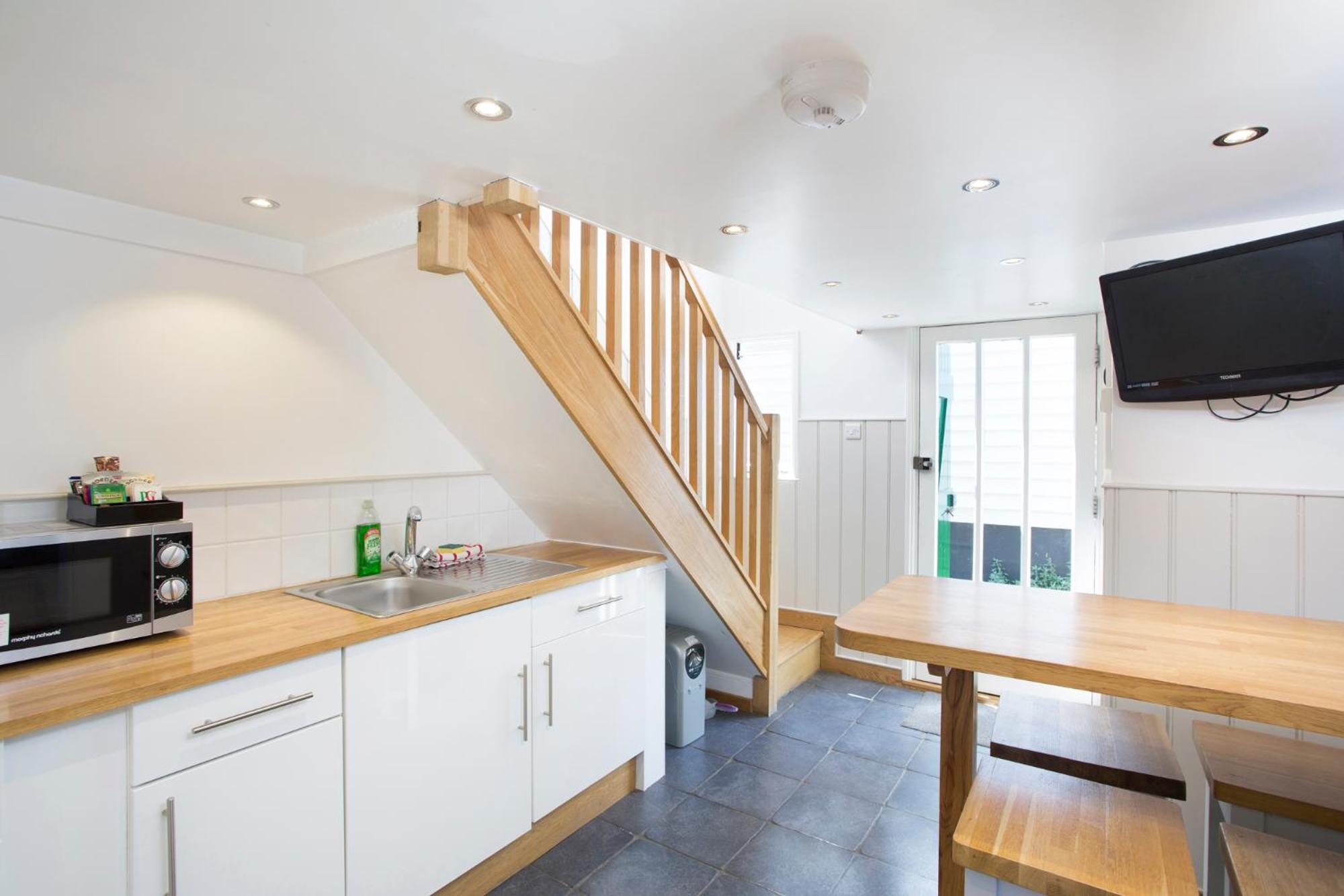 Family Room with Sea View - Photo 6