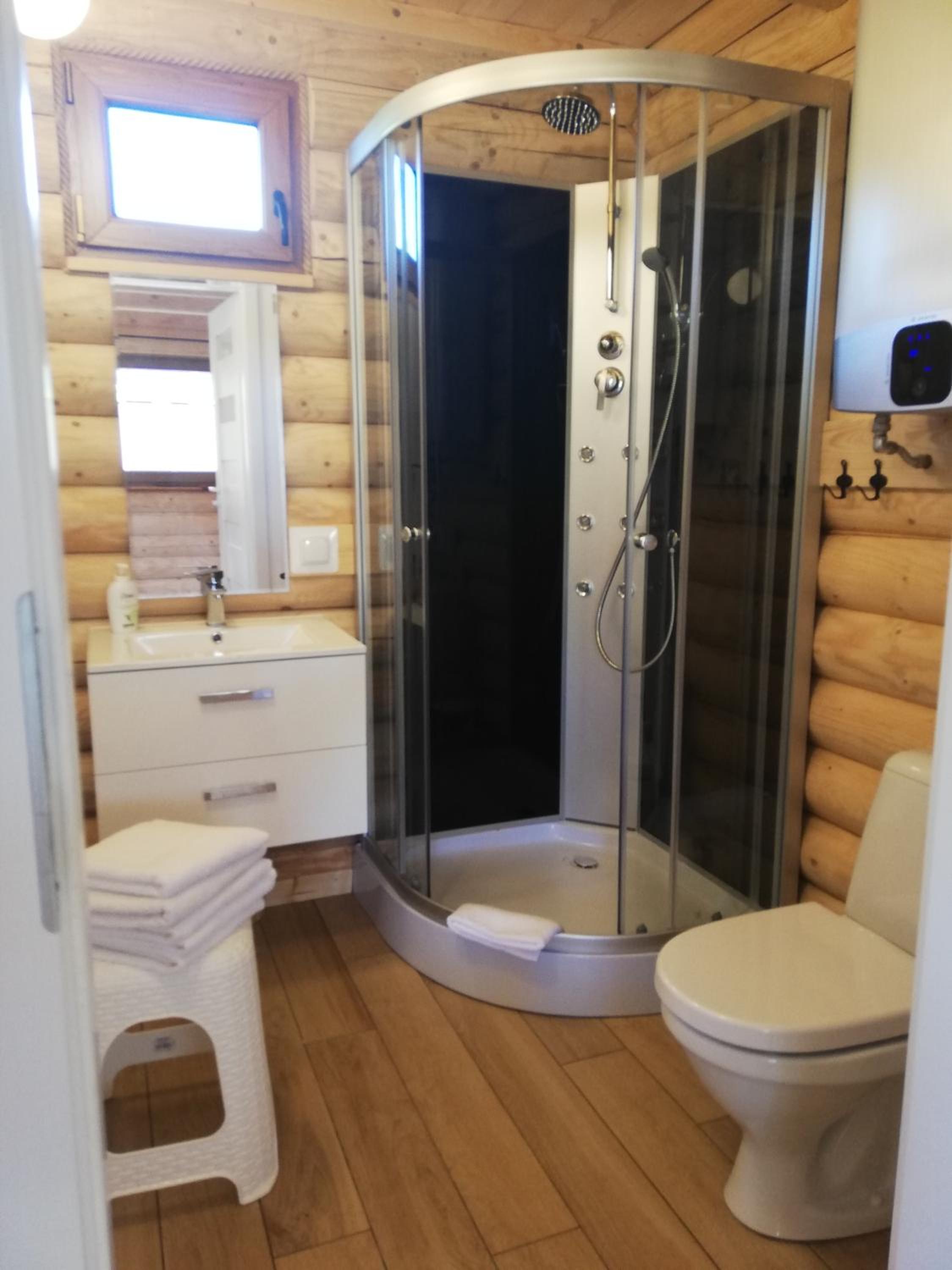 Two-Bedroom Chalet photo 3
