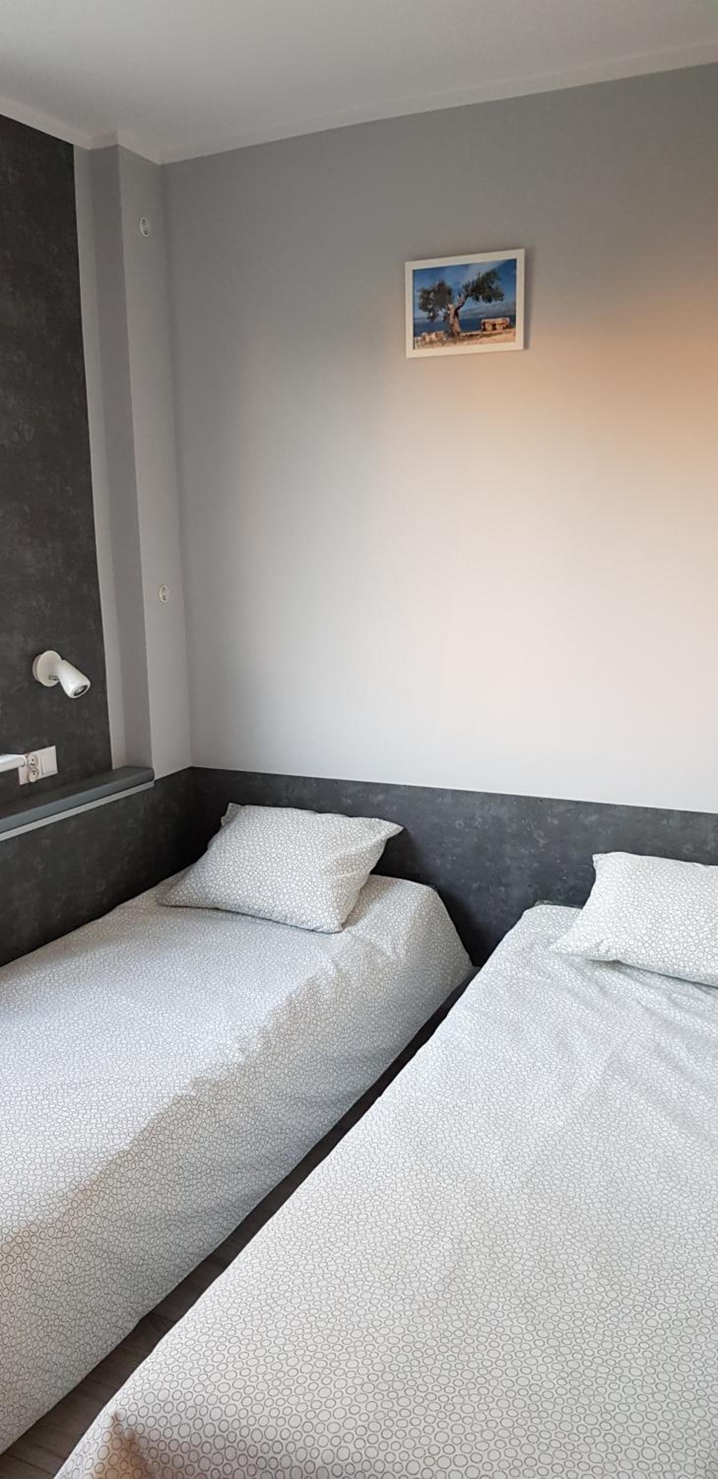 Standard Twin Room with Shared Bathroom photo 3