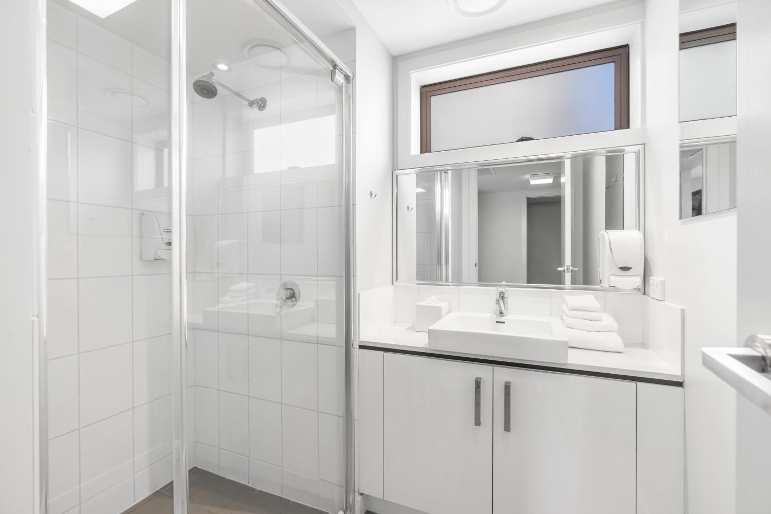 Two-Bedroom Apartment - Photo 17