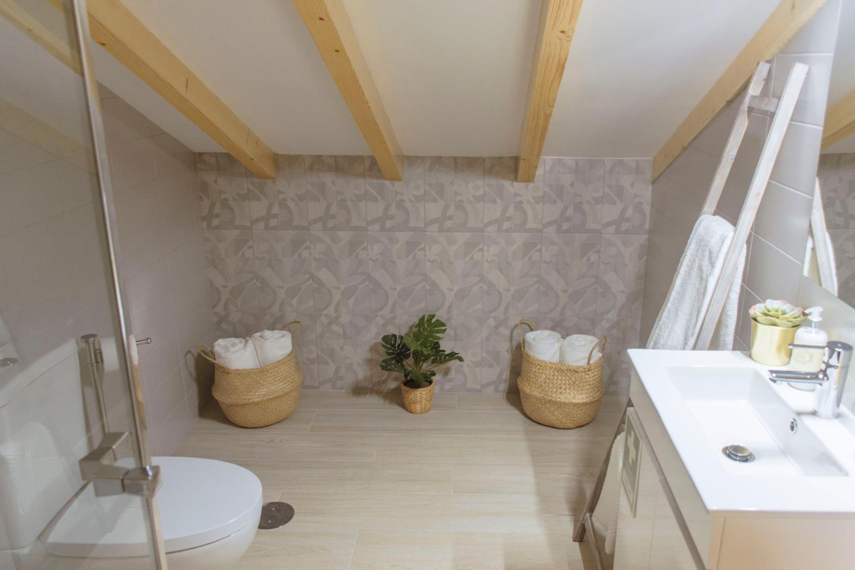 Superior Two-Bedroom Apartment - Photo 12