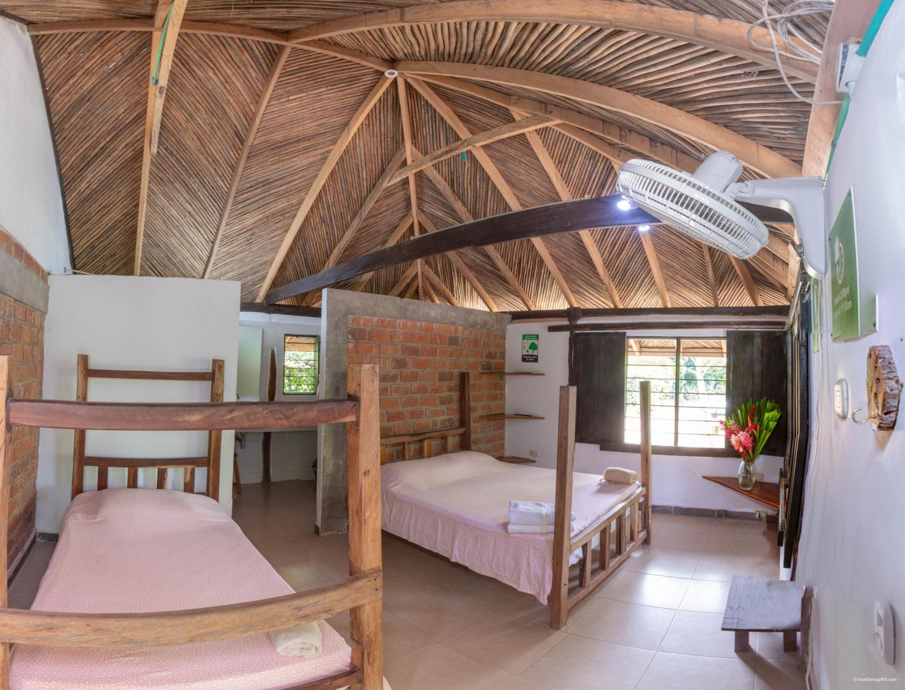Bungalow 2 photo 1