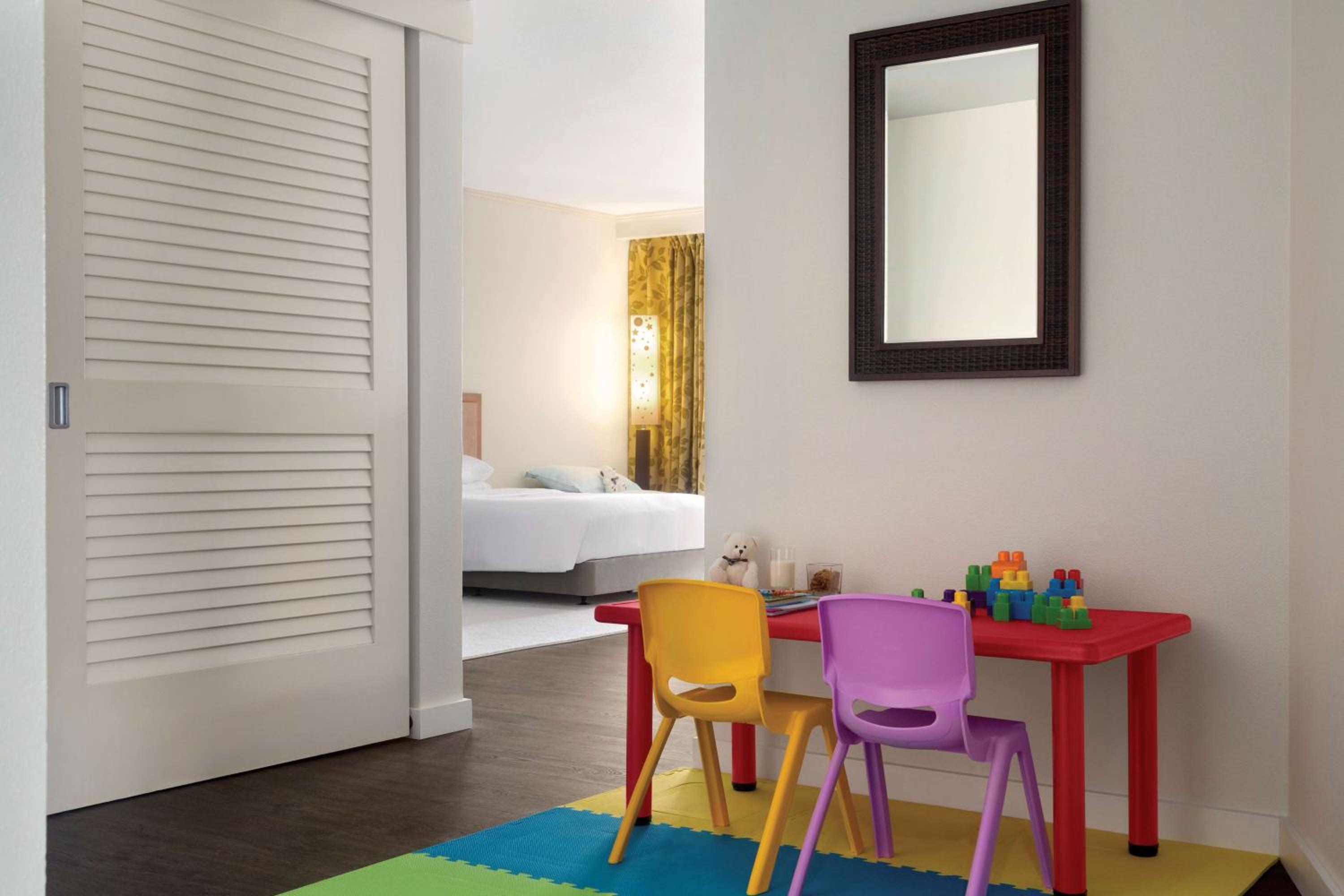Family Double Room - Club Access photo 2