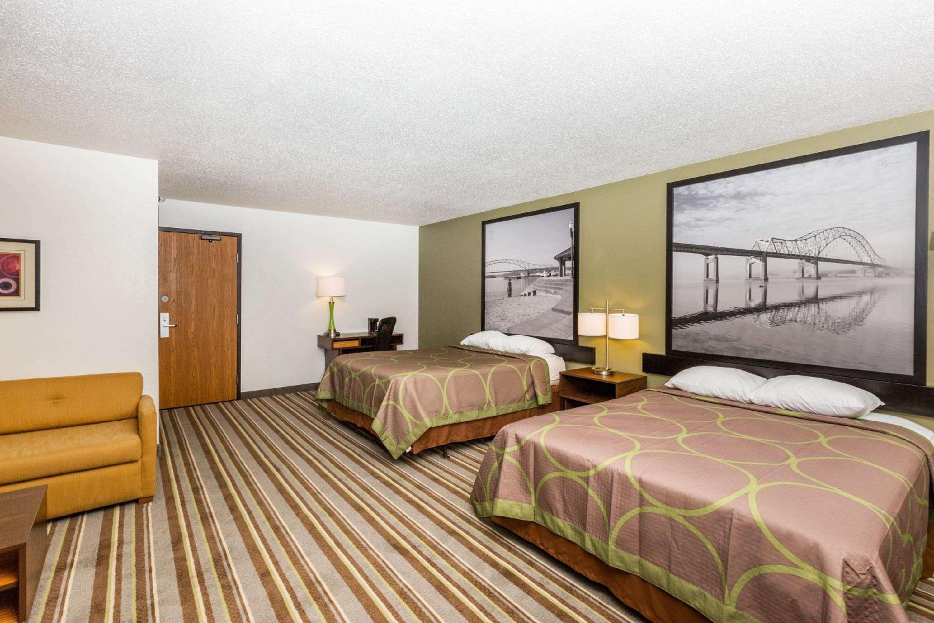 Studio Suite with Two Queen Beds - Non-Smoking - Photo 1