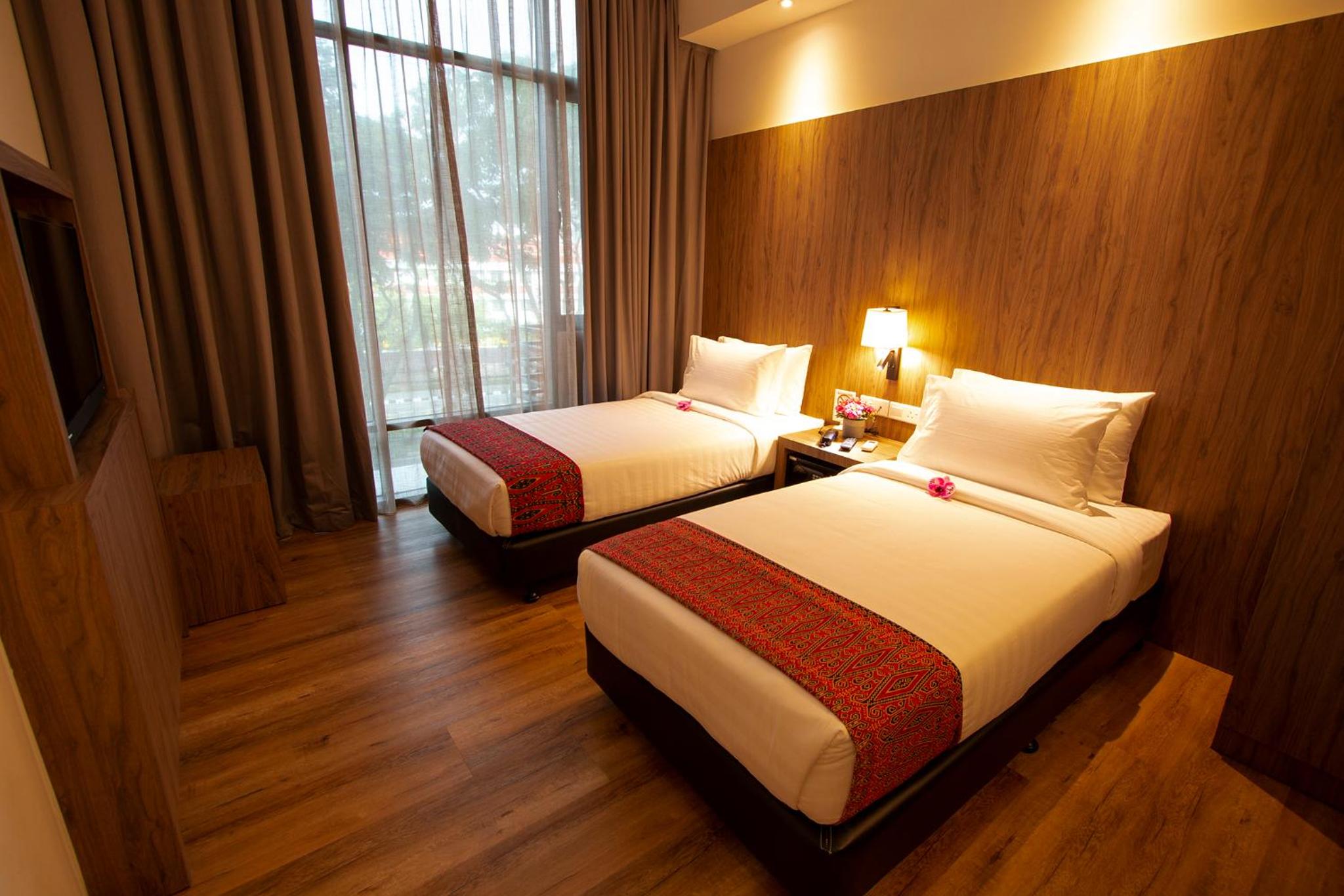 Twin Room with City View photo 1