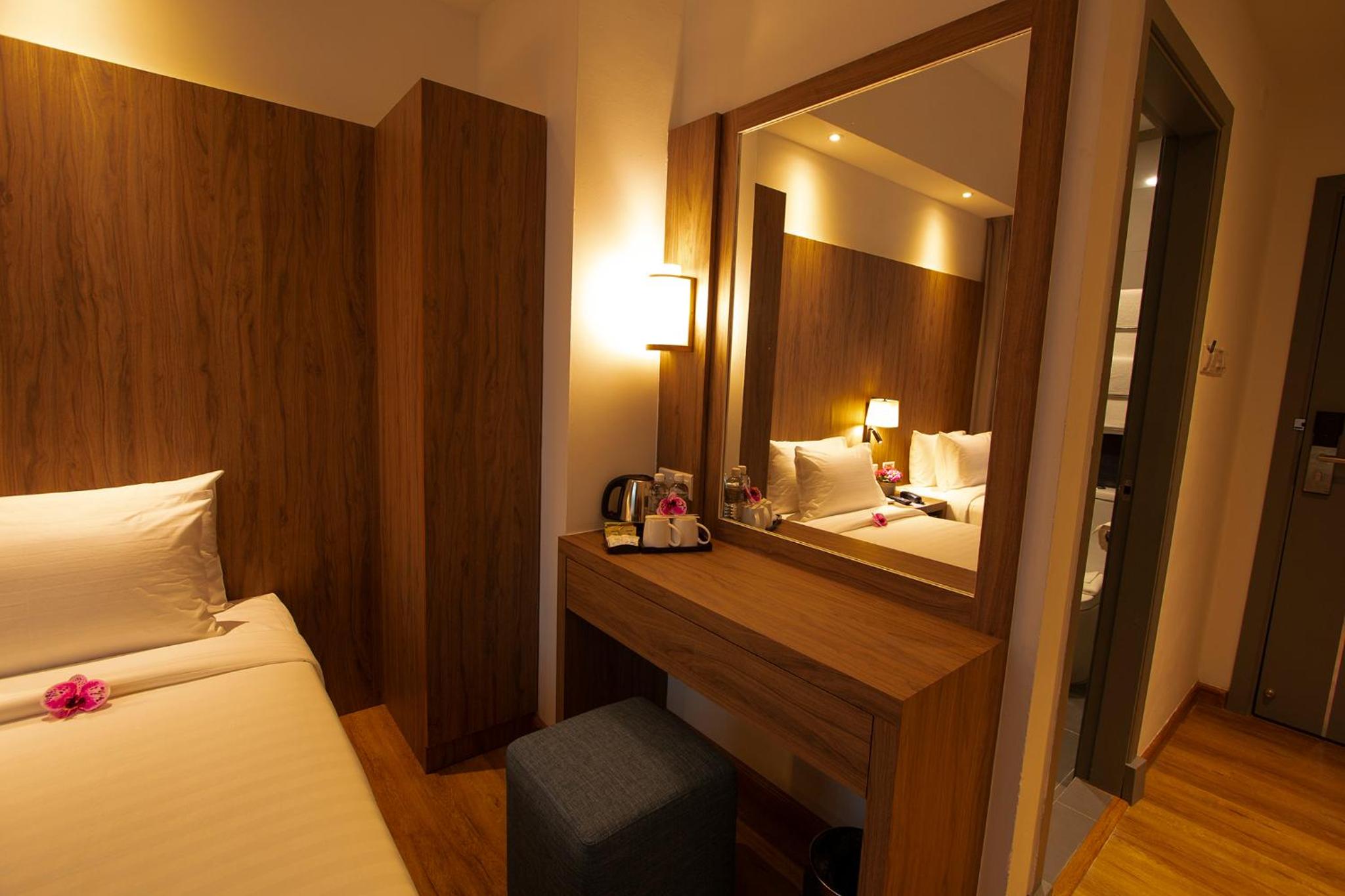 Twin Room with City View photo 3