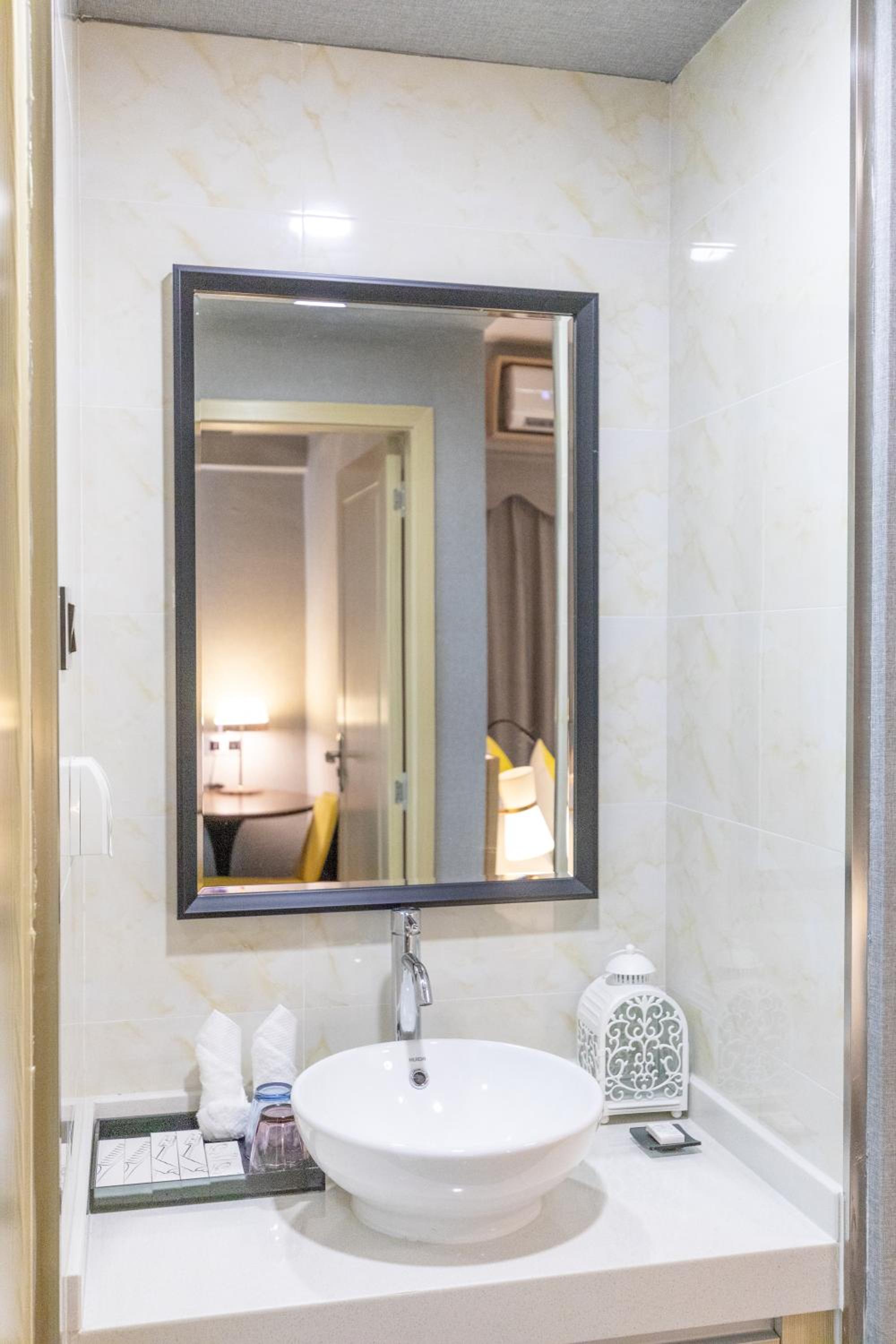 Mainland Chinese Citizens - Double Or Twin Room - Photo 5