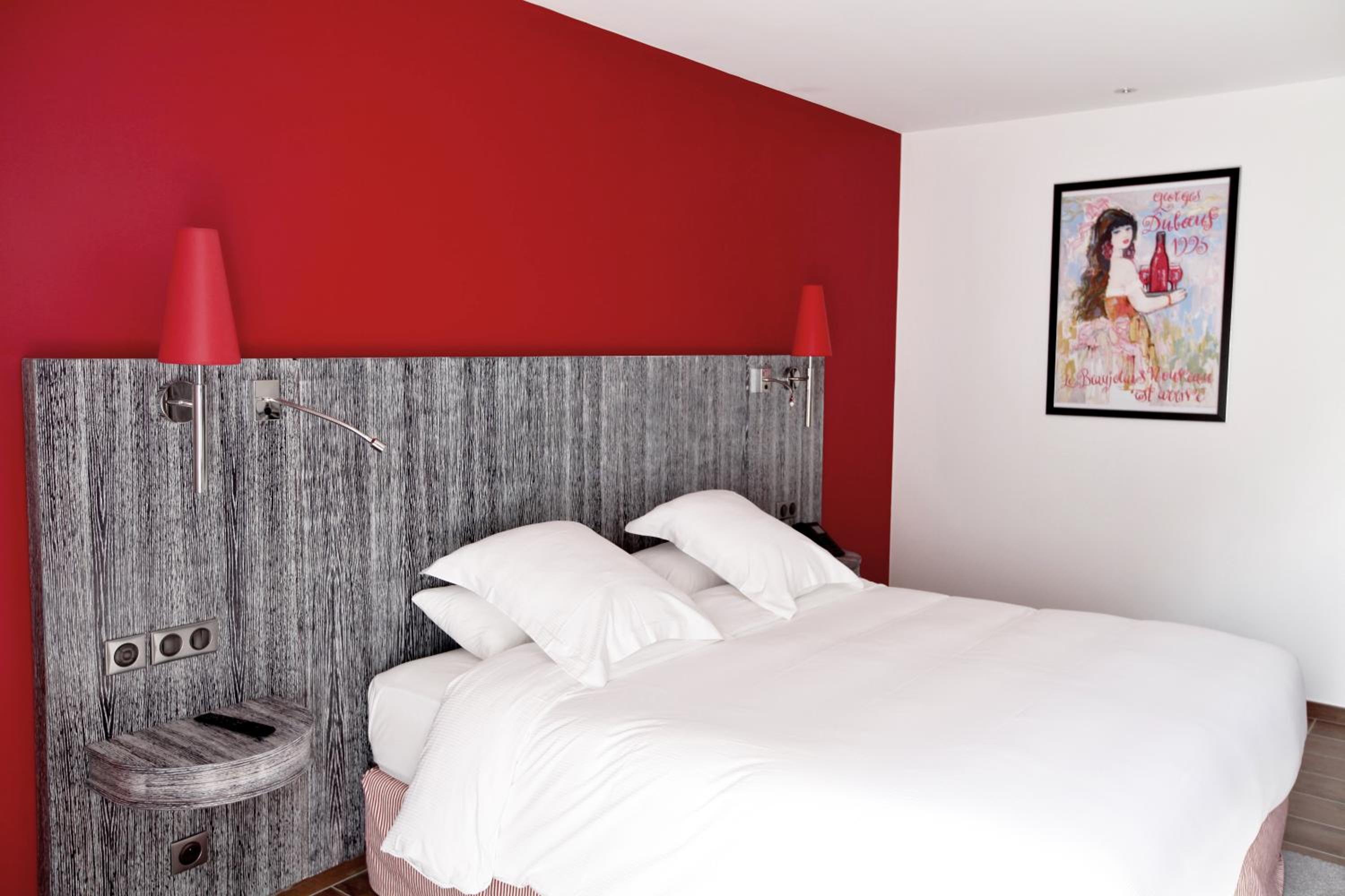 Premium Room - Photo 9