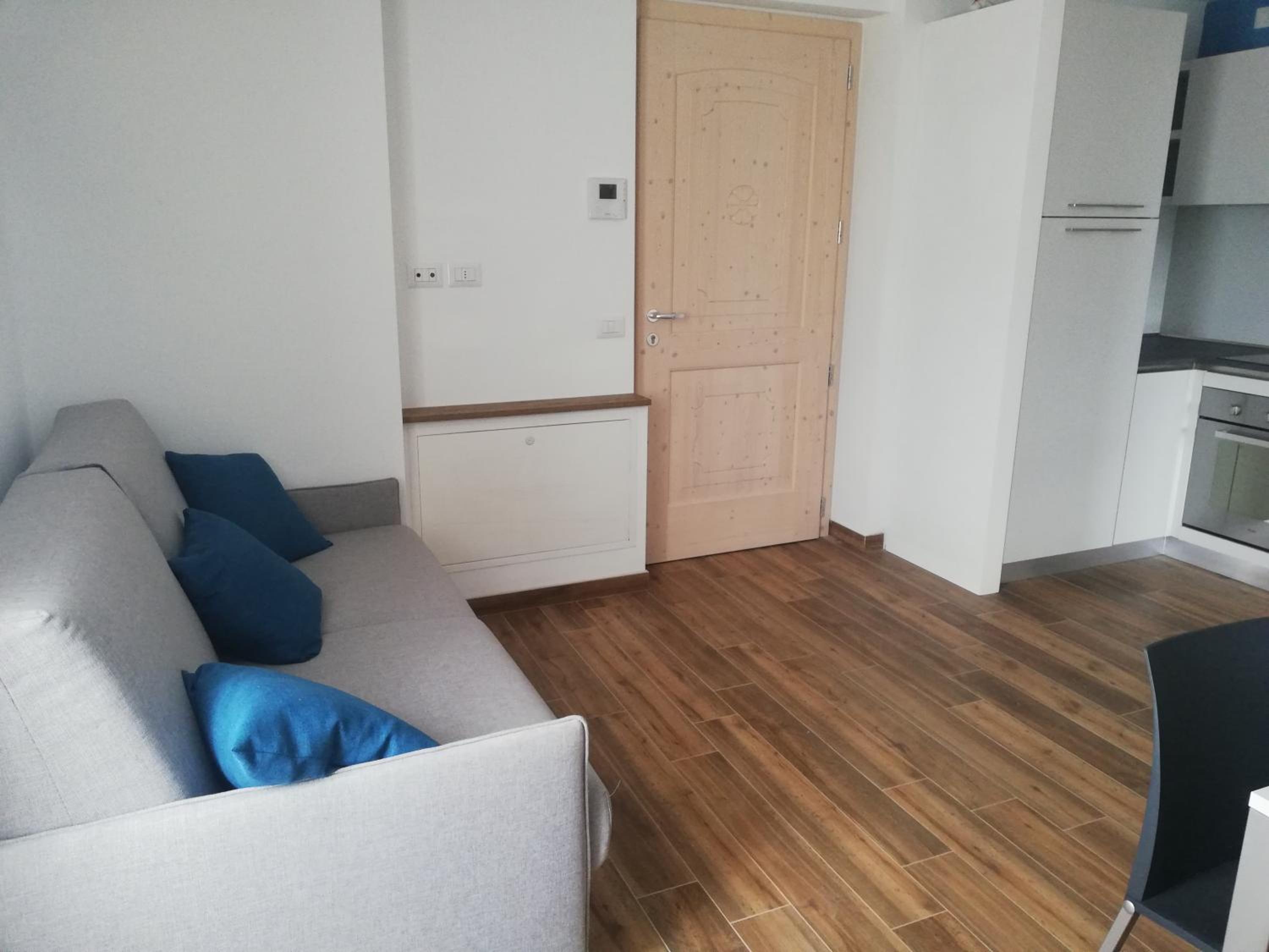 Deluxe Double or Twin Room with Mountain View