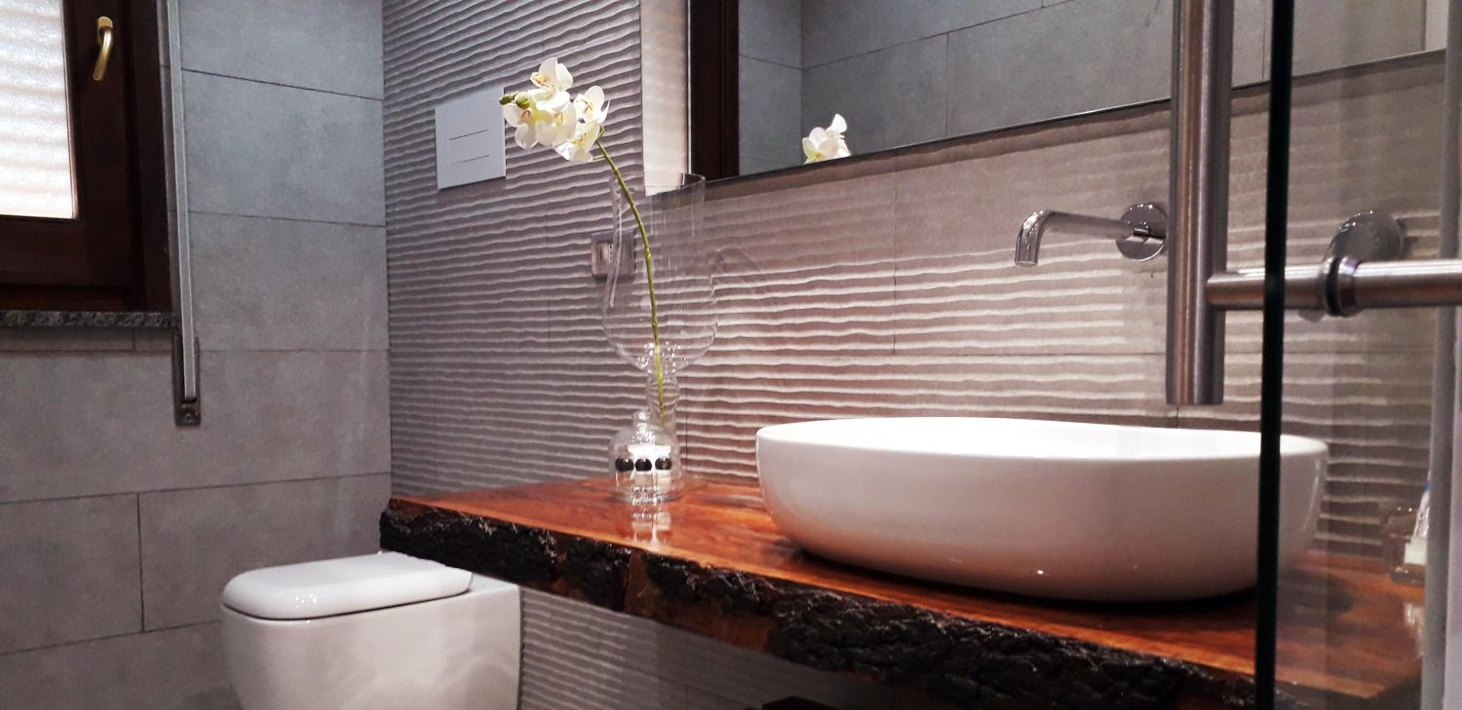 Deluxe Double Room with Shower - Photo 7