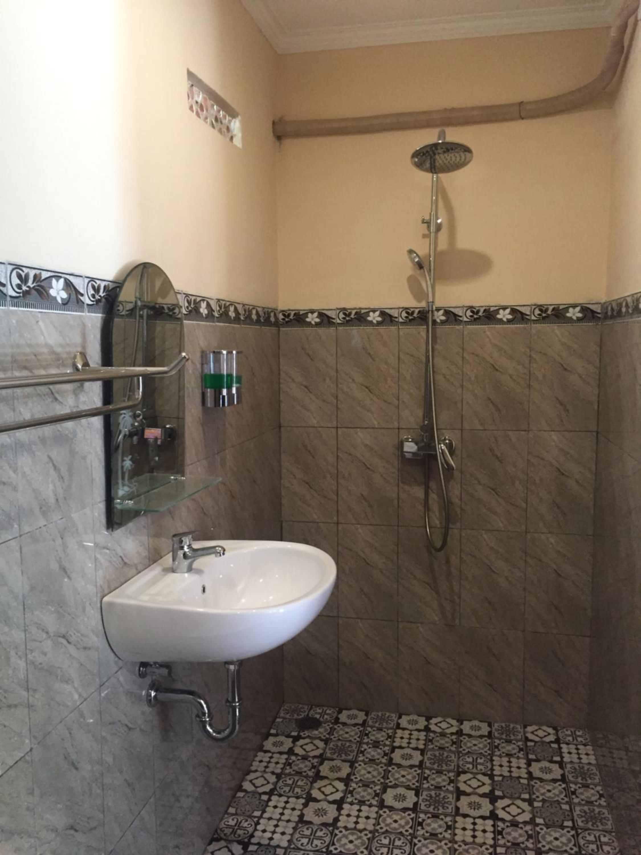 Deluxe Double Room - Photo 9