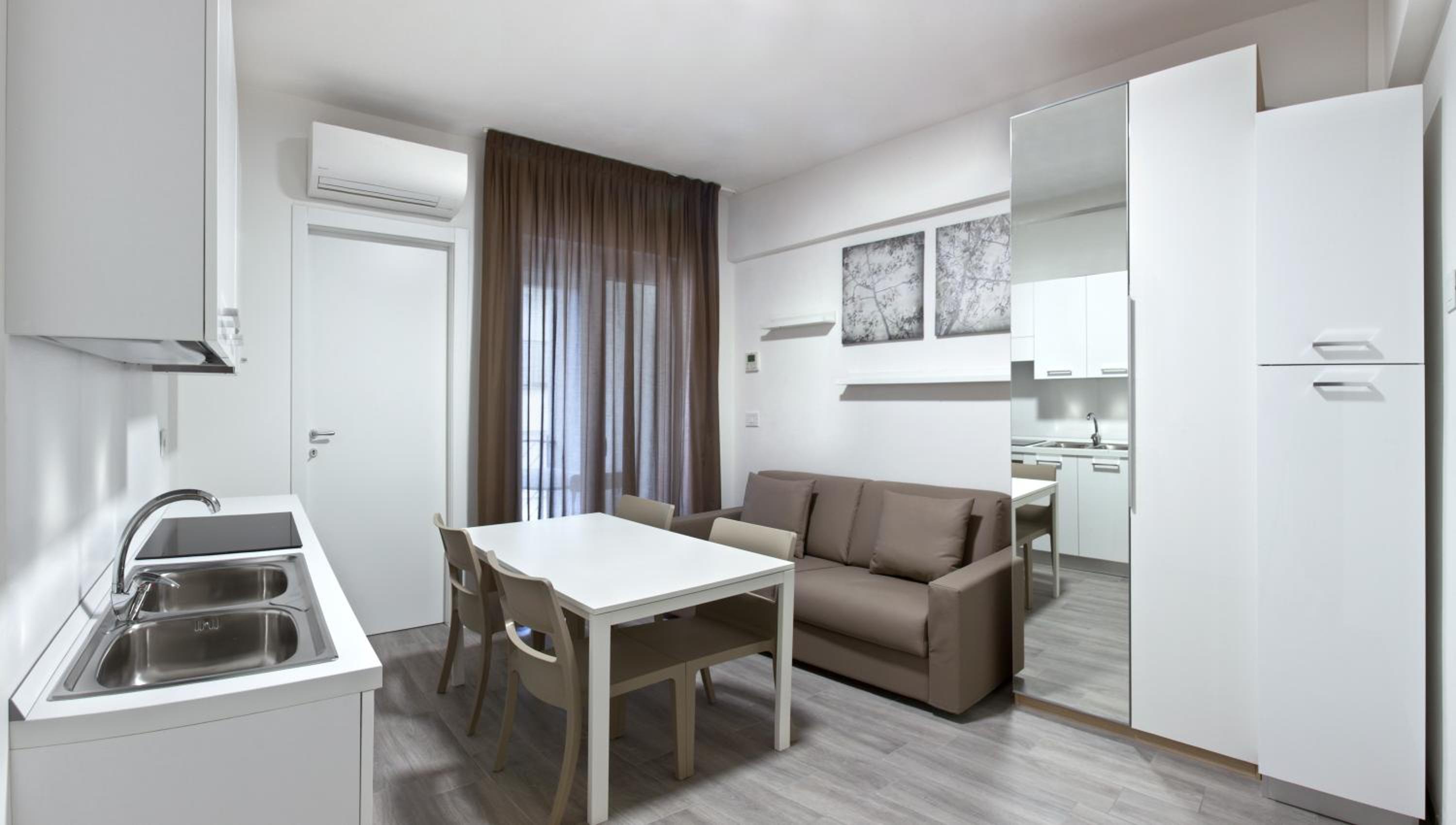 One-Bedroom Apartment Superior Plus (4 Adults)