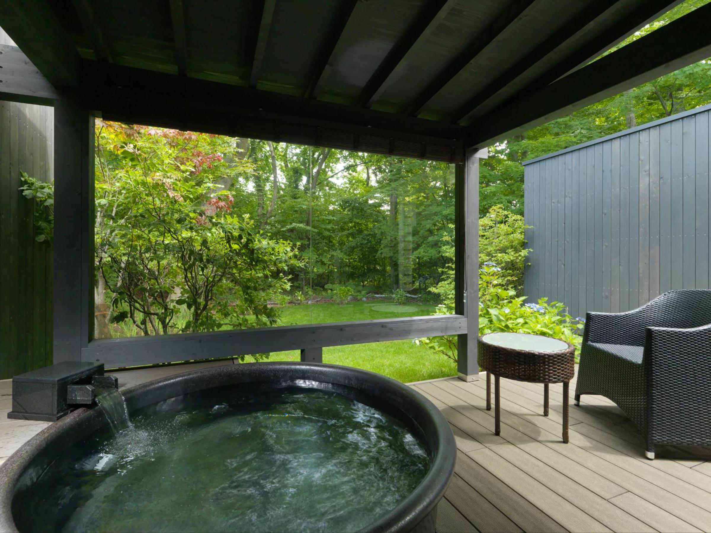 Deluxe Room with Open-Air Bath - Non-Smoking photo 2