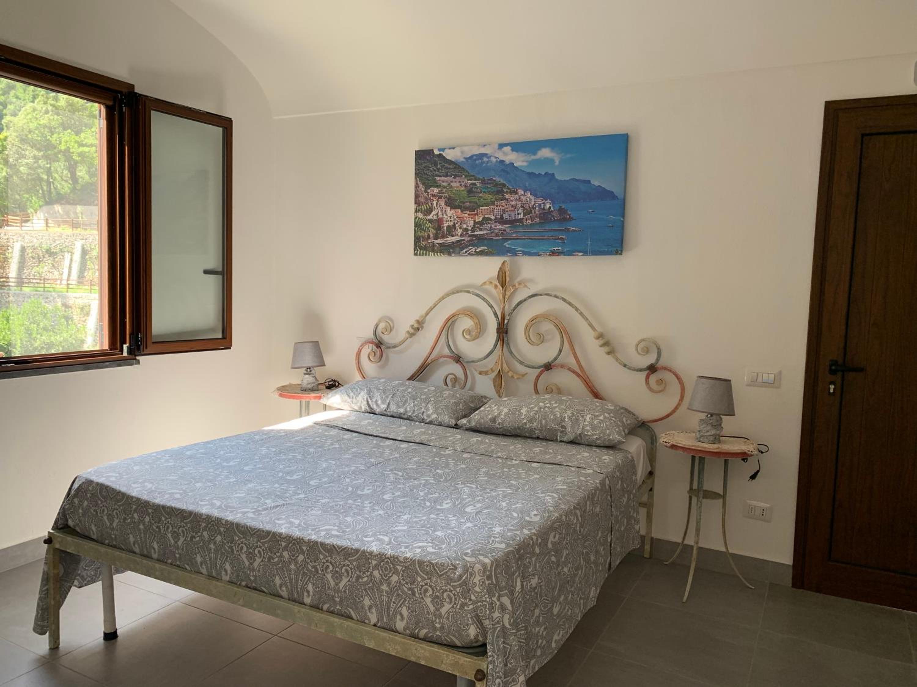 One-Bedroom House photo 1