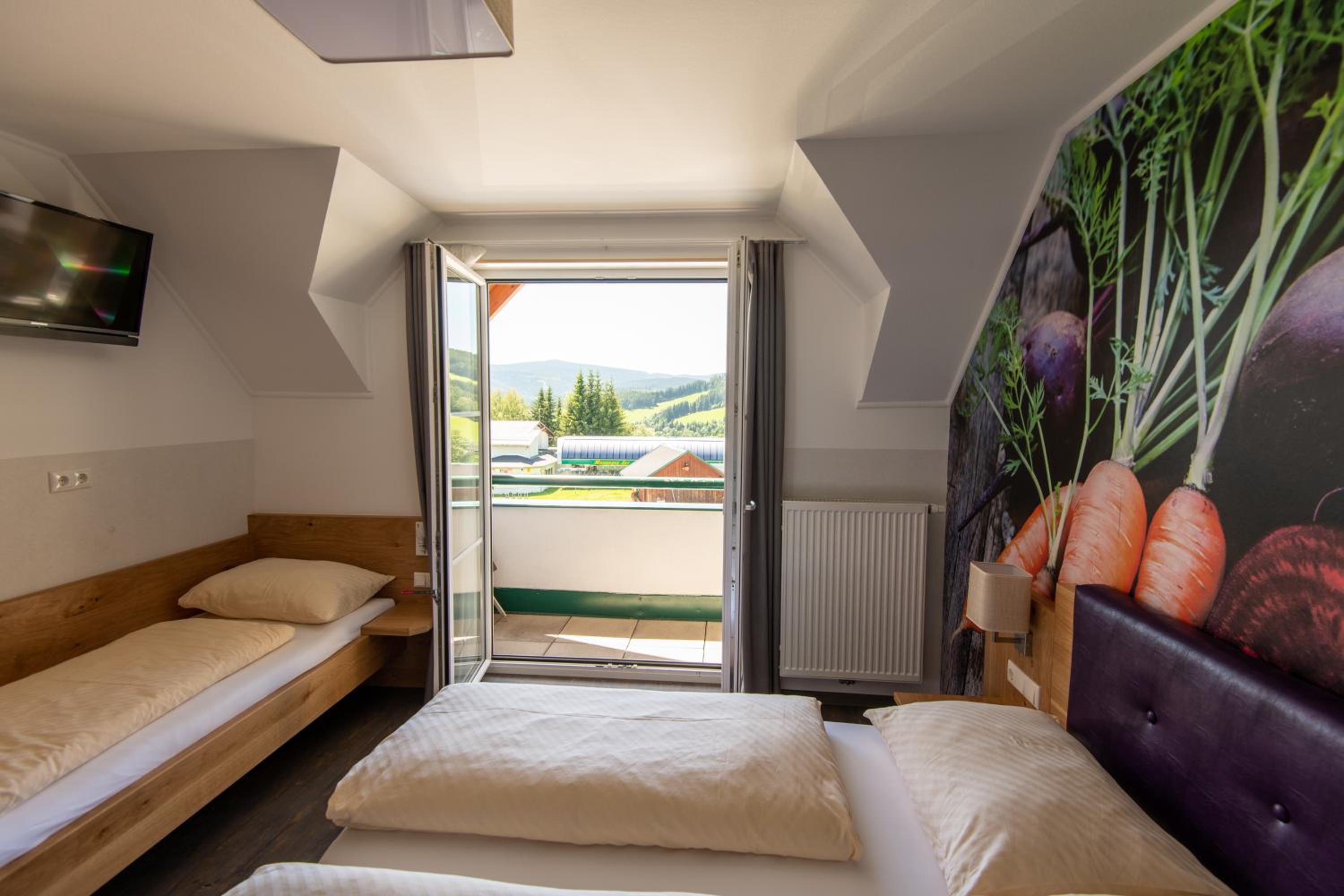 Triple Room with Balcony photo 2