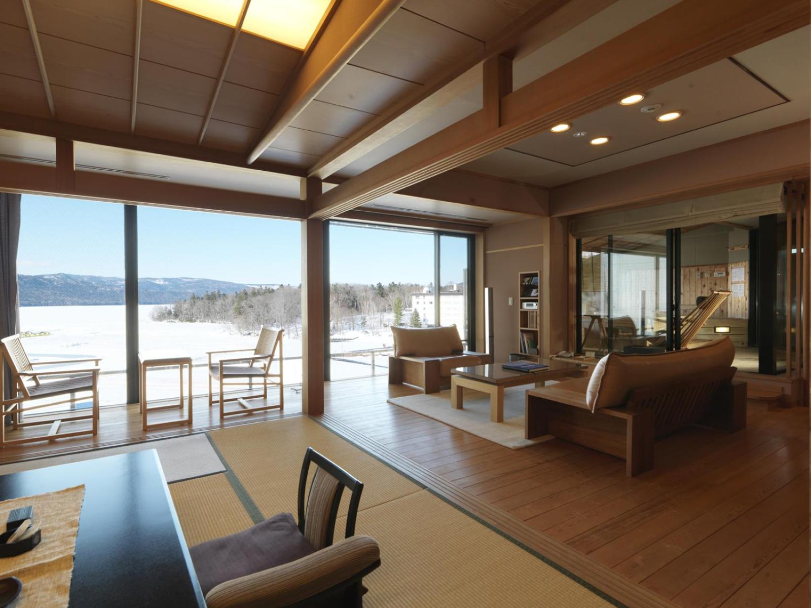 Premium Suite with Open-Air Bath and Lake View - Traditional Japanese Style Kaiseki Dinner + Japanese Style Breakfast Included photo 1