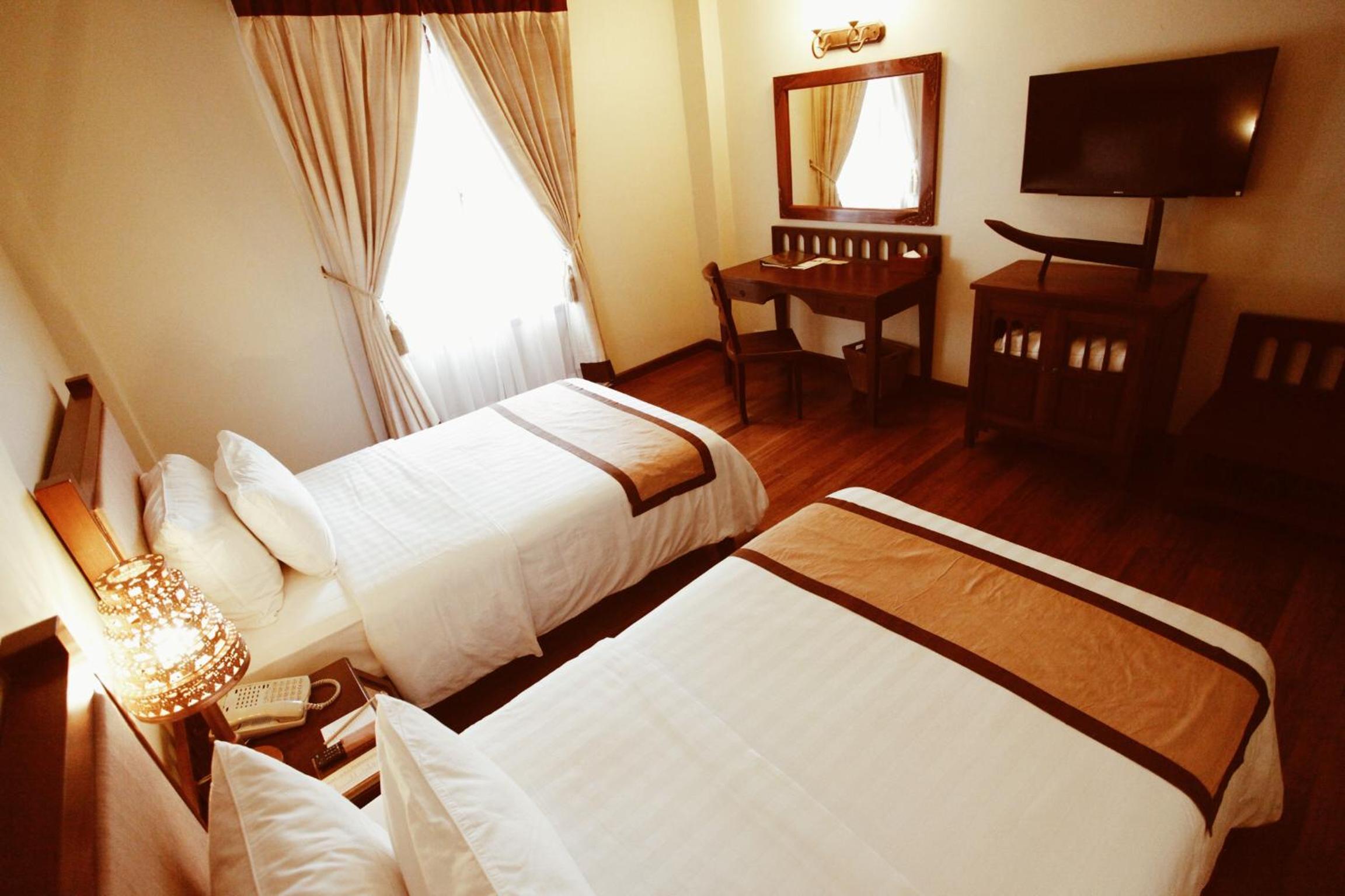 Deluxe Twin Room - Free 1way Shuttle to City Center - Photo 3