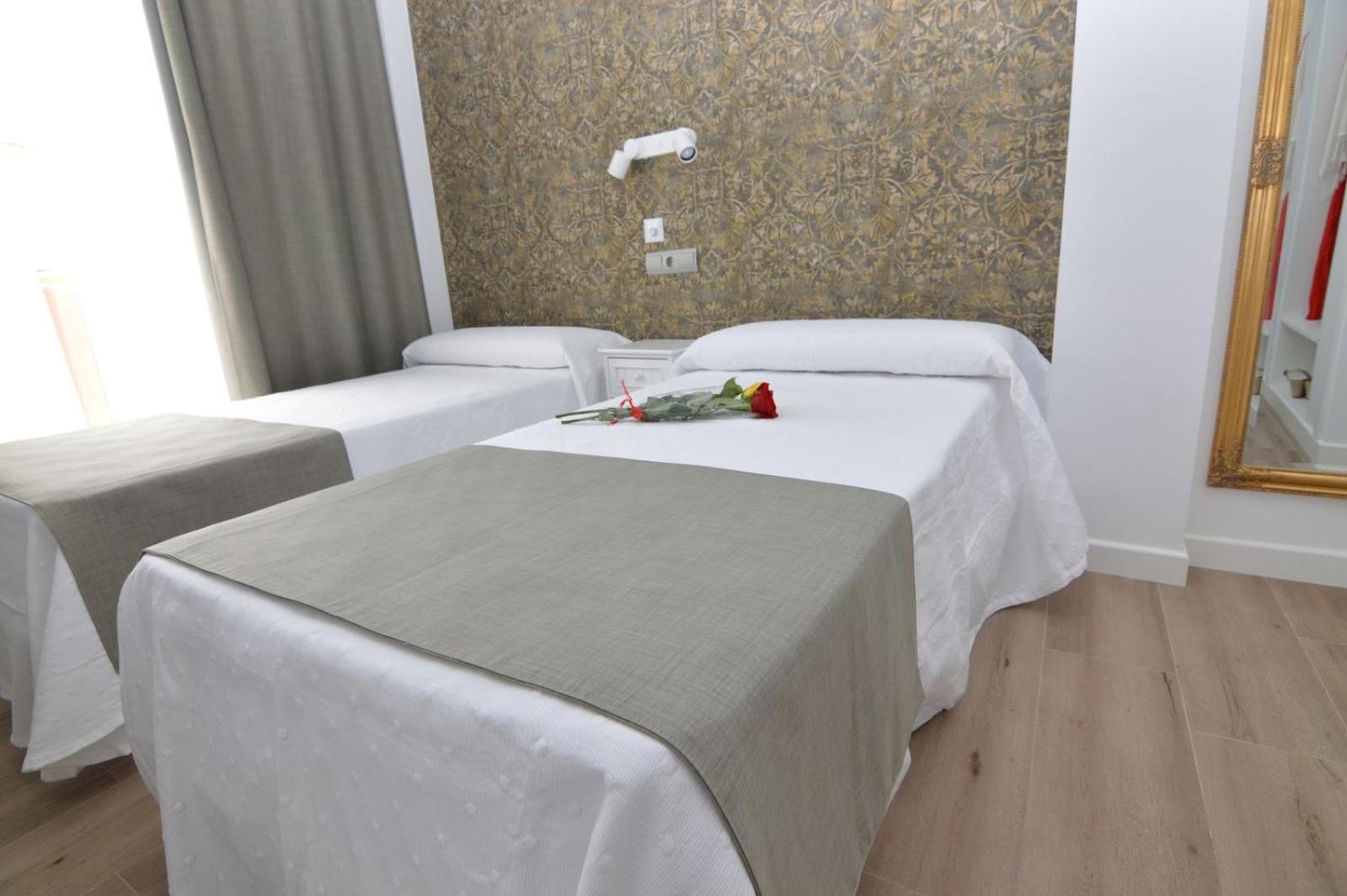 Habitación Doble con Balcón