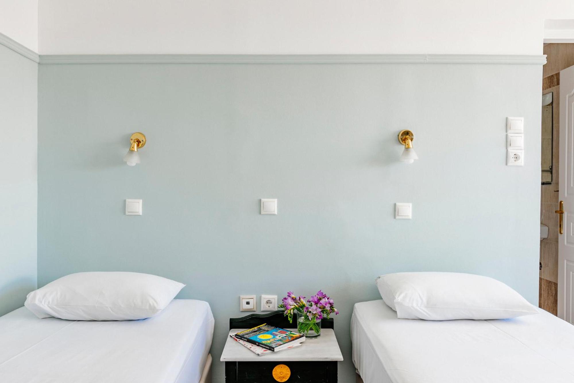 Twin Room with Balcony photo 2