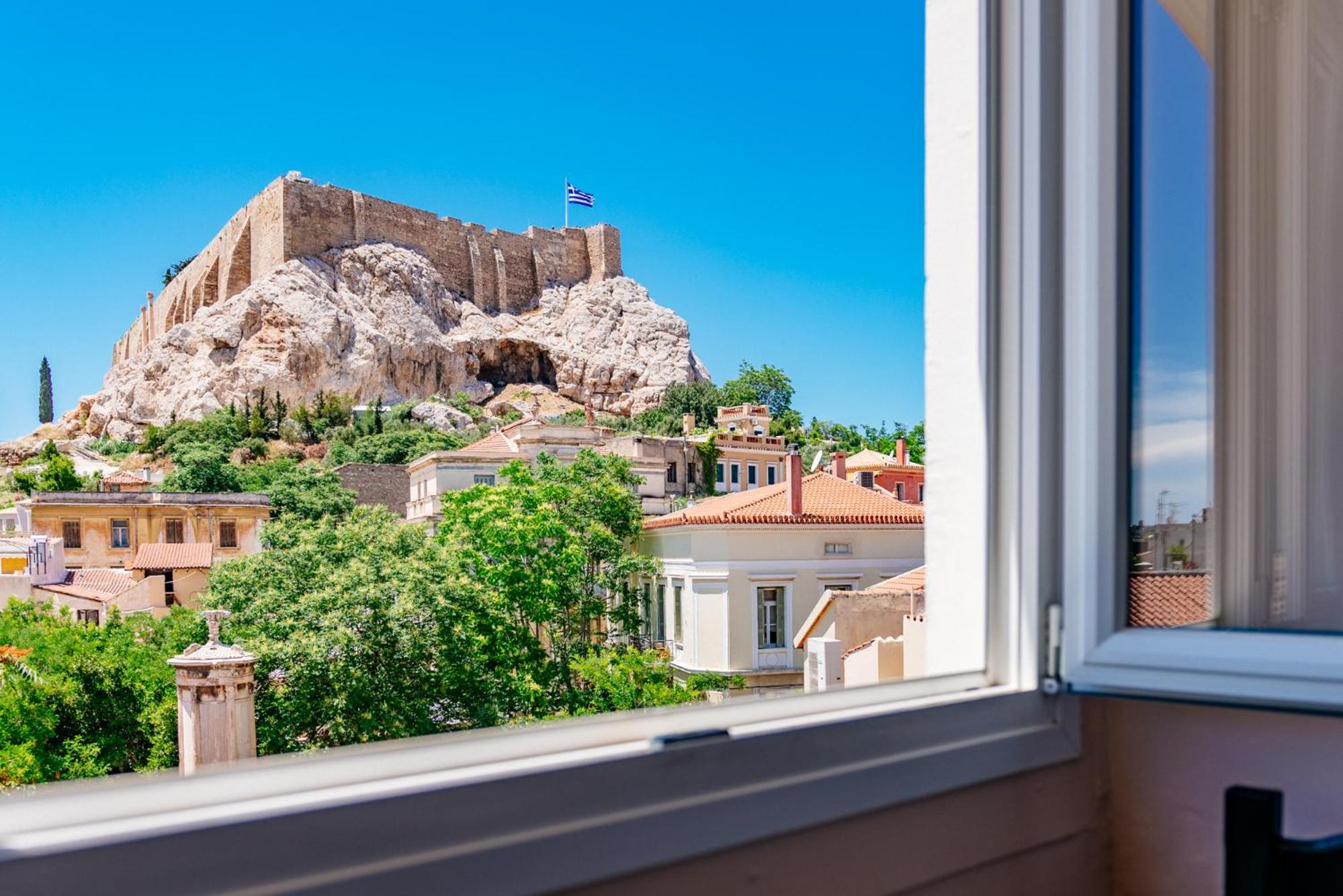 Double Room with Private External Bathroom and Balcony photo 2