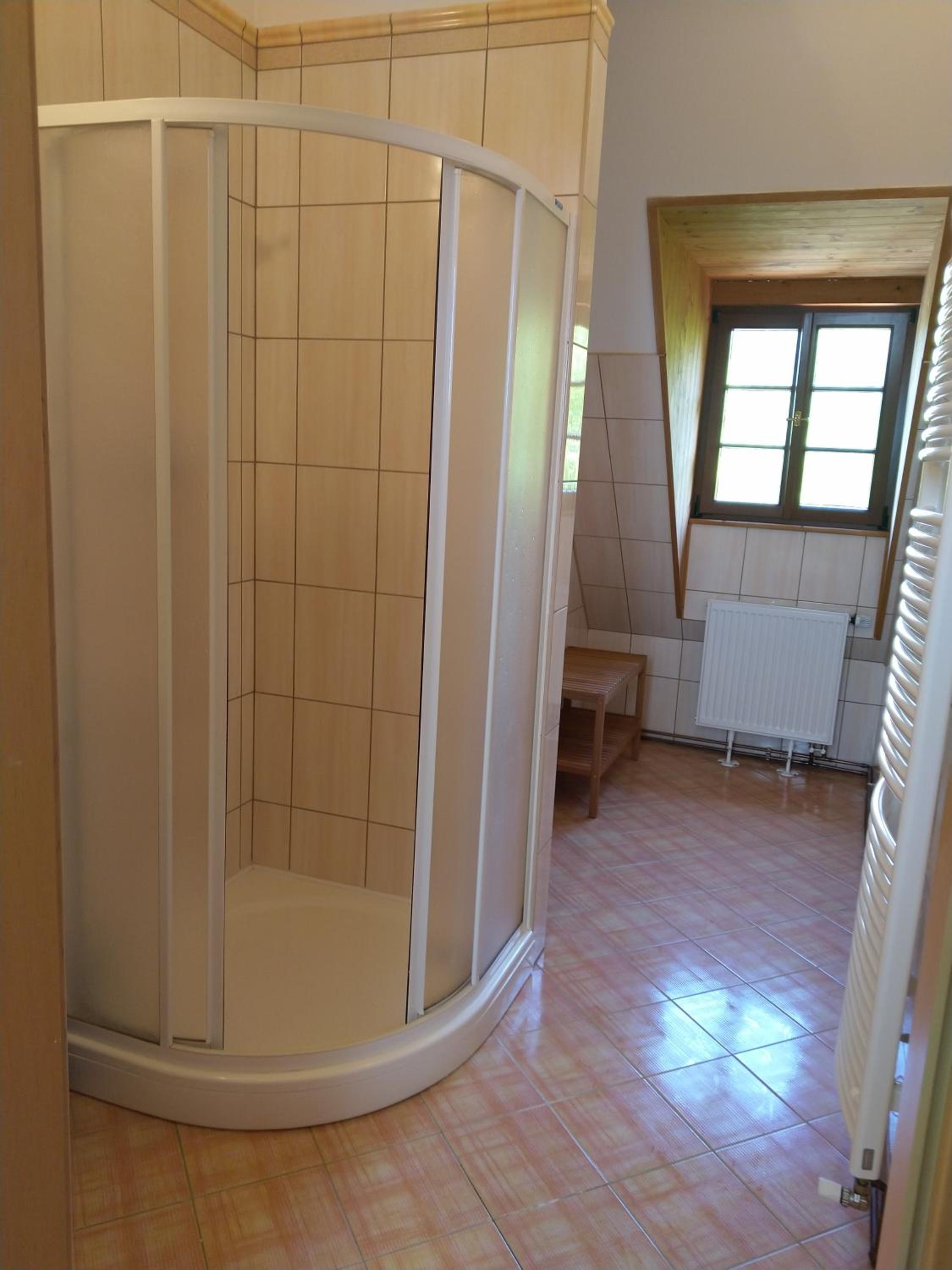 Family Room with Shower photo 2