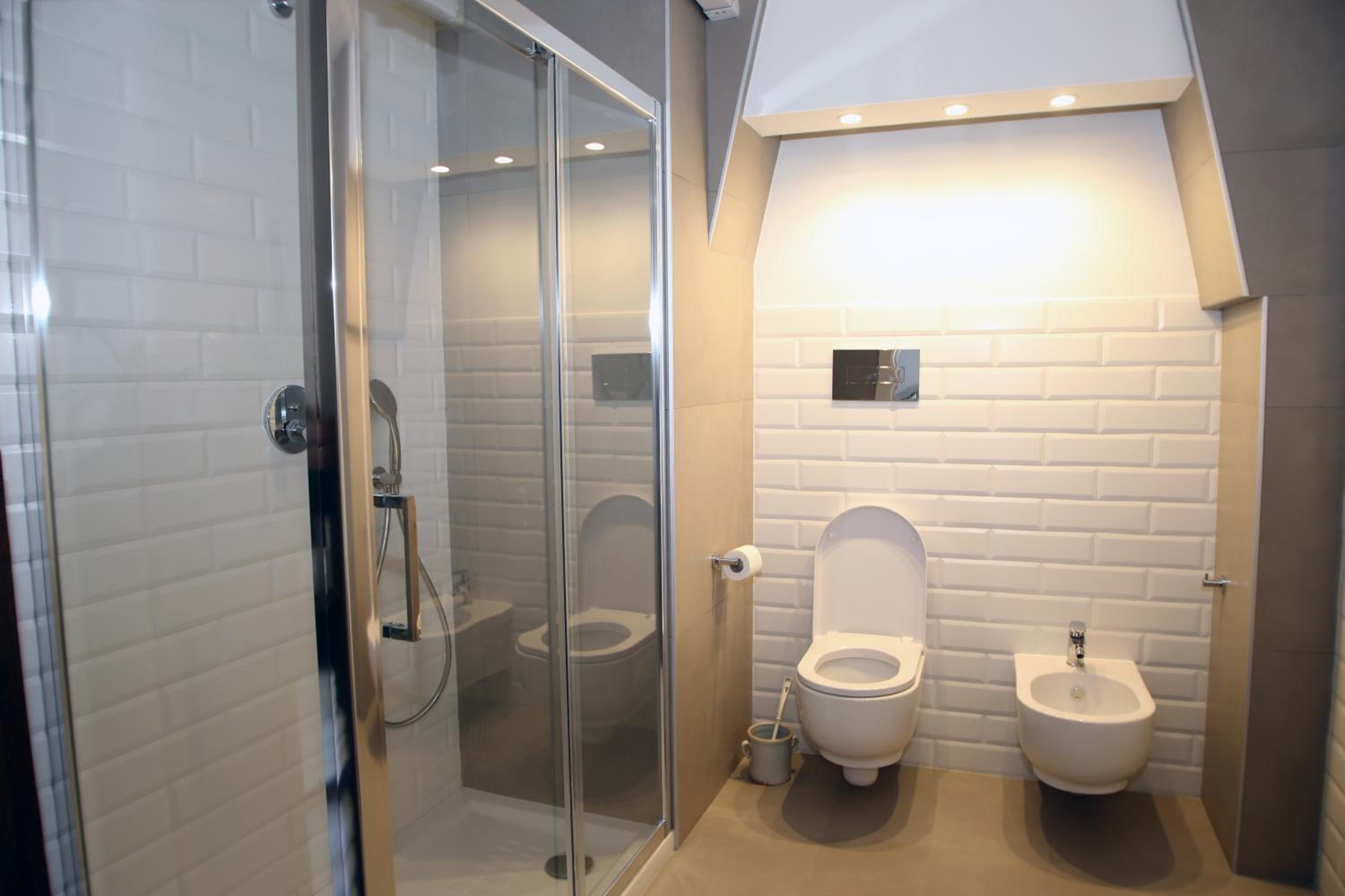 Deluxe Junior Suite - Photo 12