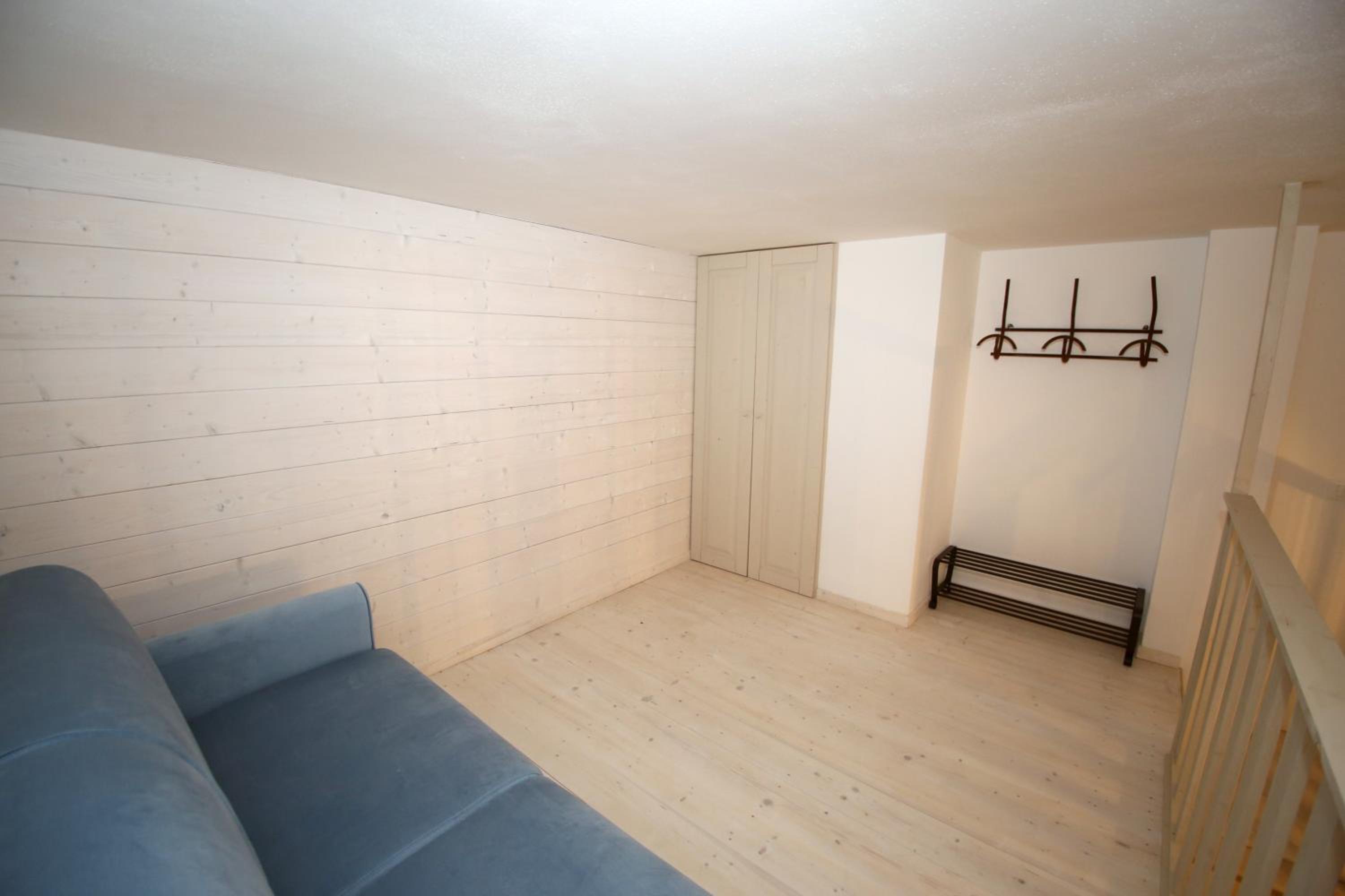 Deluxe Junior Suite - Photo 6