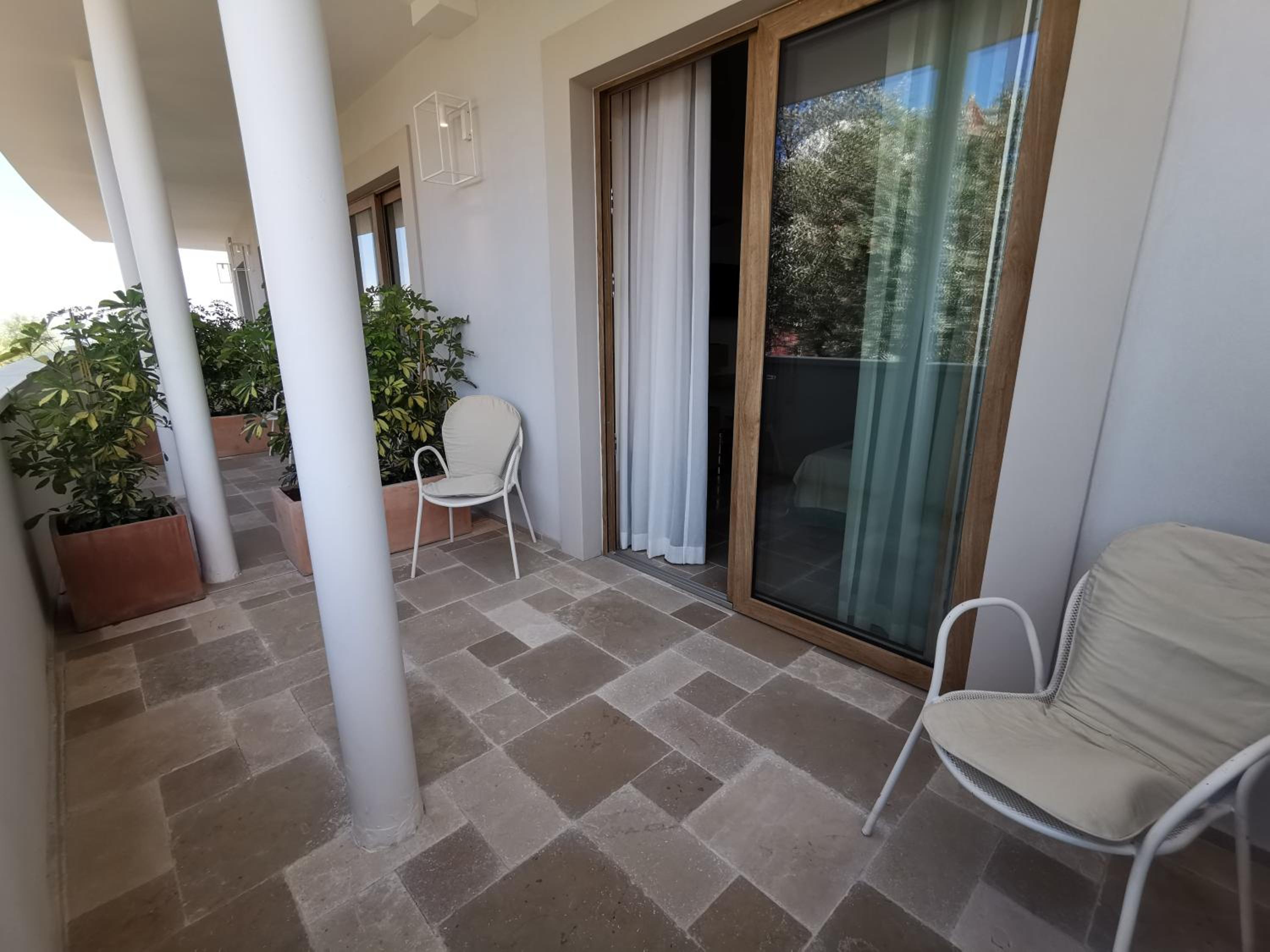 Double Room with Garden View - Photo 3