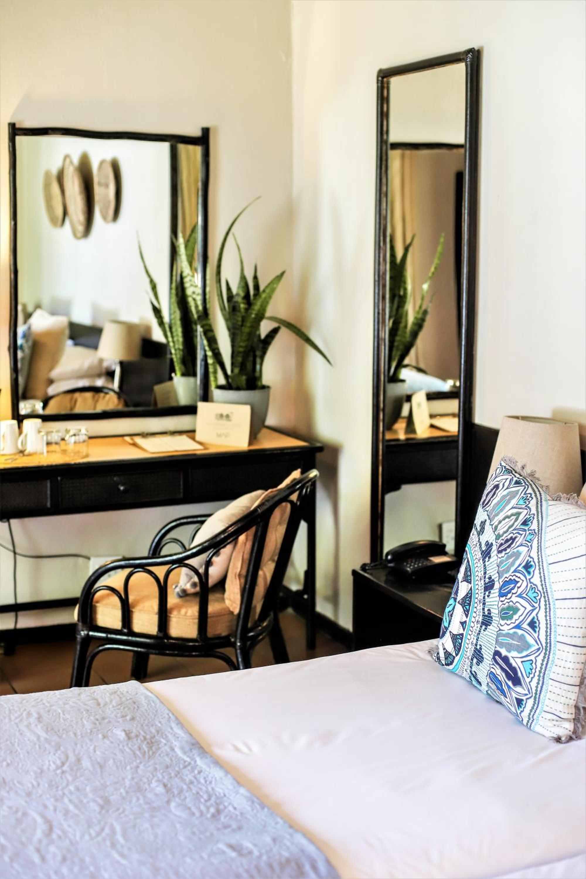 Double or Twin Room photo 3