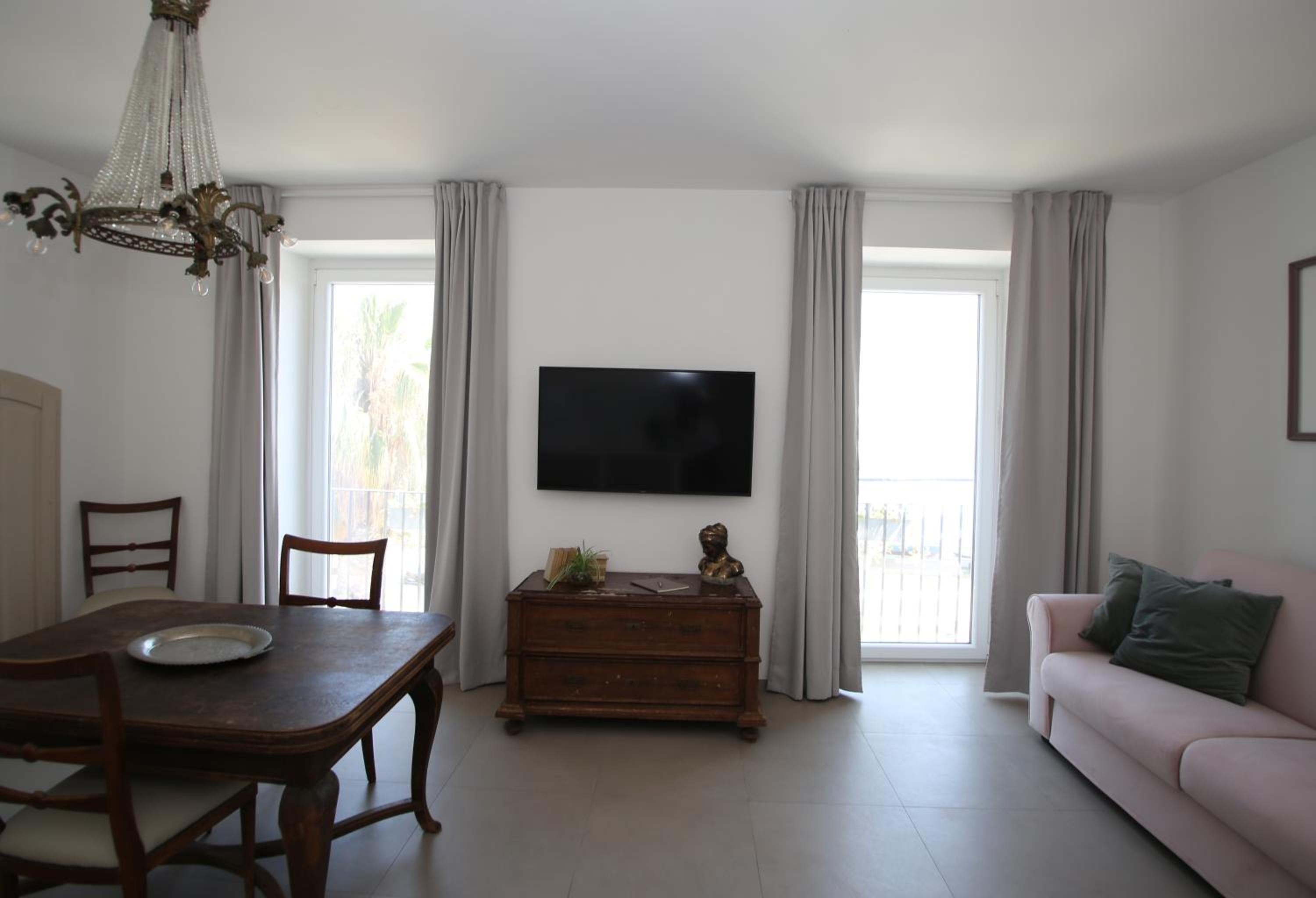 Studio with Sea View - Photo 1