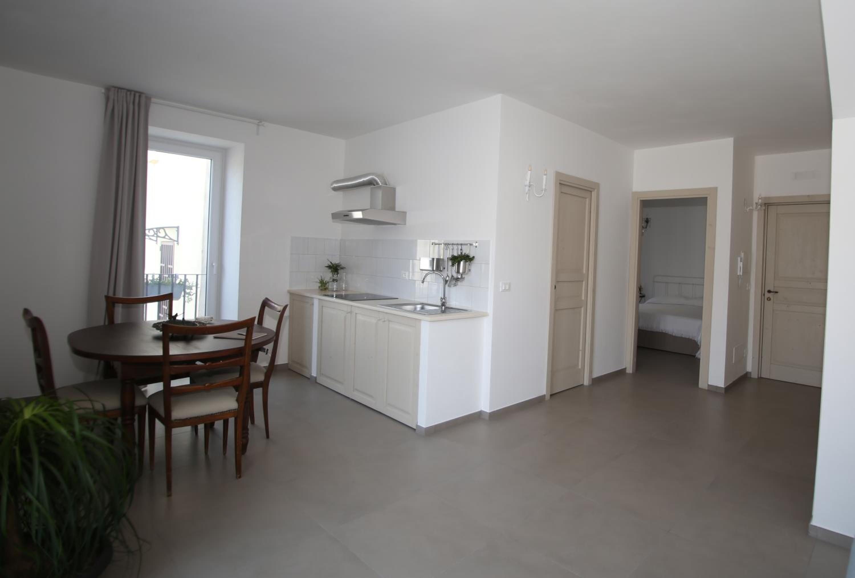 Suite with Terrace - Photo 11