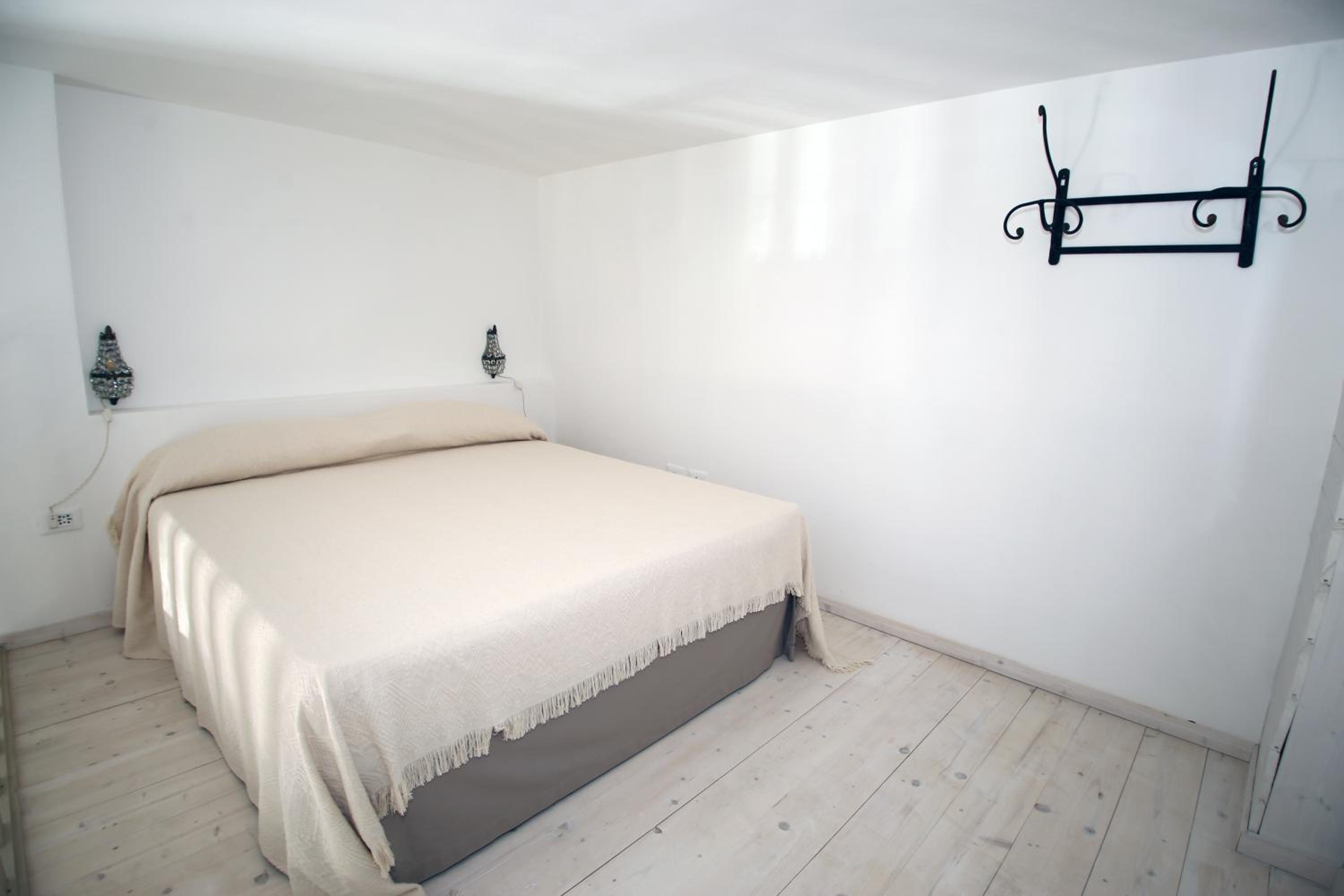 Junior Suite with Sea View - Photo 4