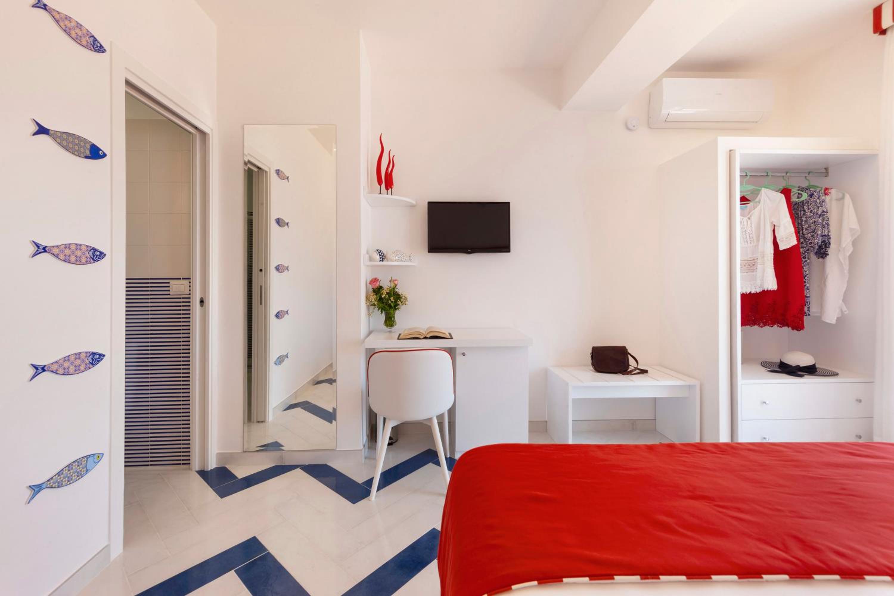 Superior Double or Twin Room with Terrace - Photo 7