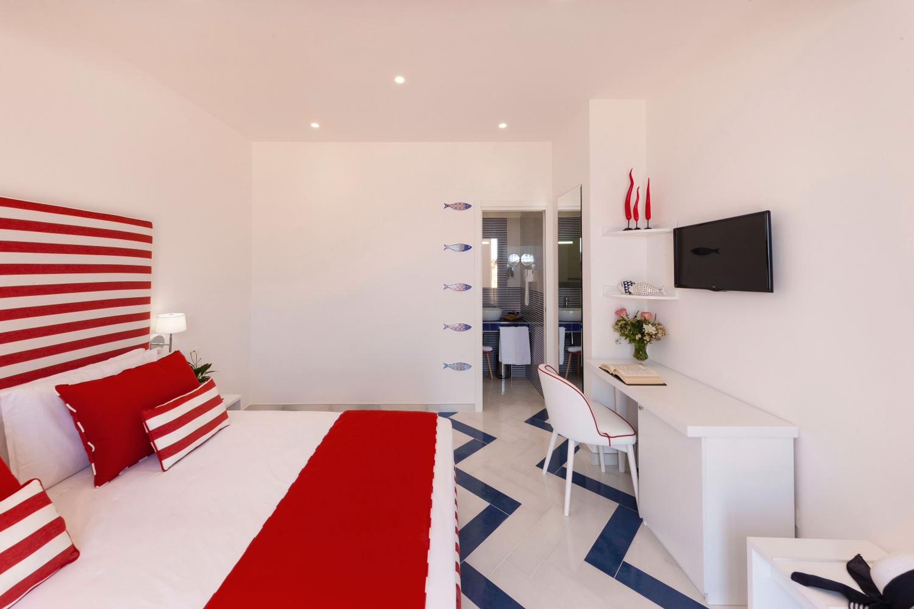 Superior Double or Twin Room with Terrace - Photo 2