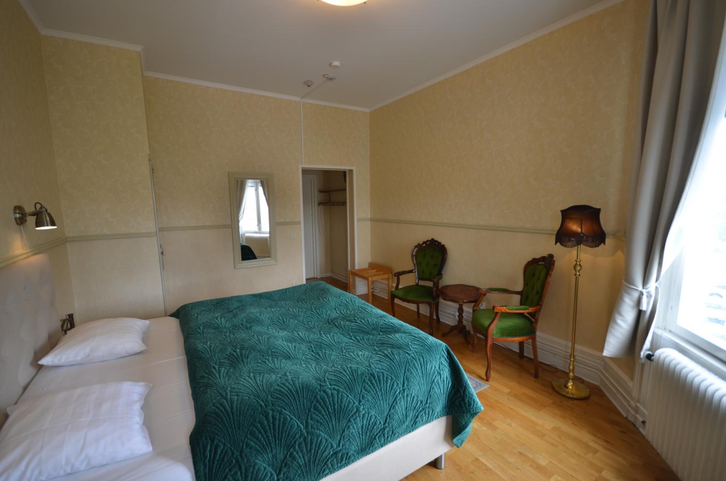 Standard Double Room - Photo 1