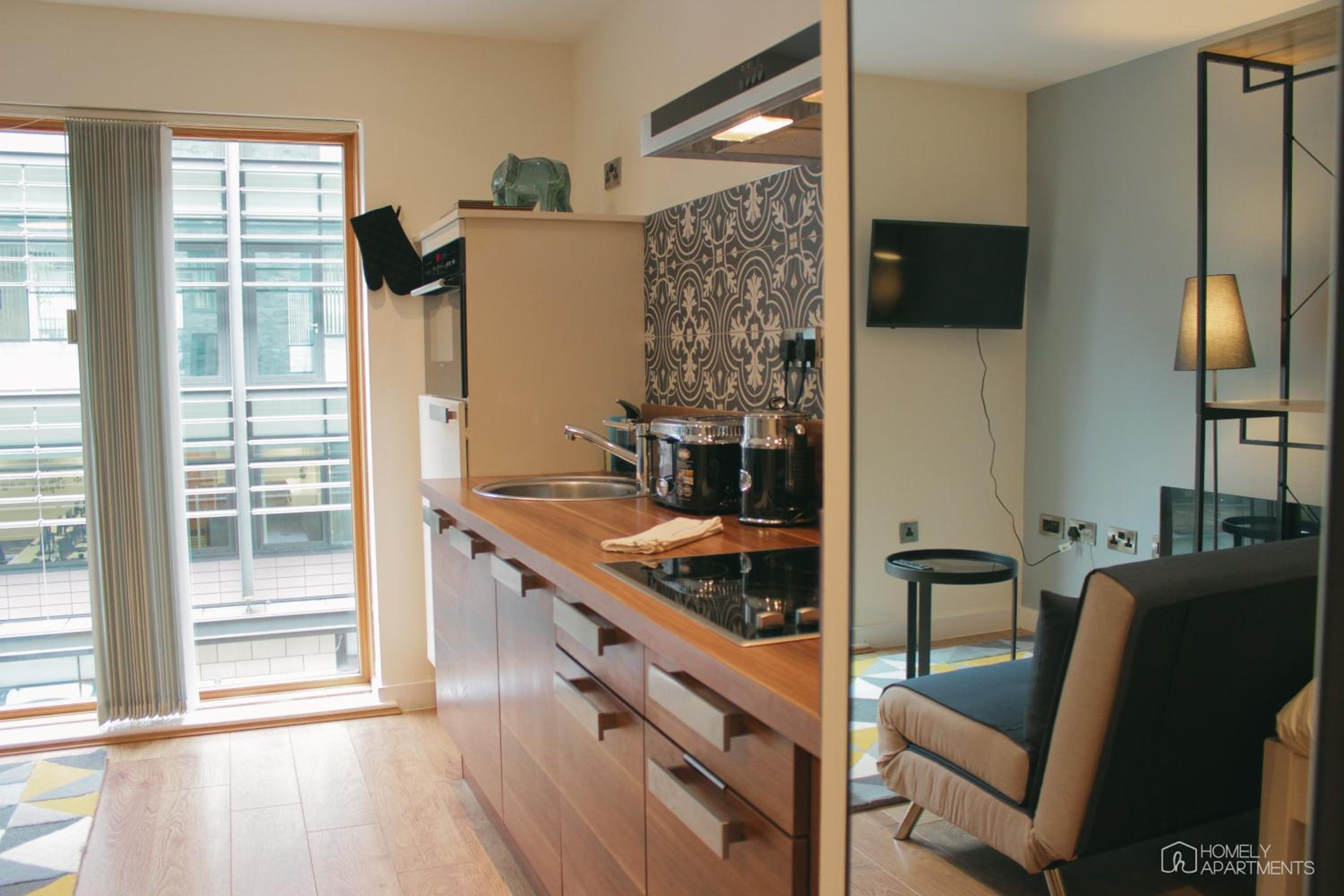 Deluxe Apartment photo 2