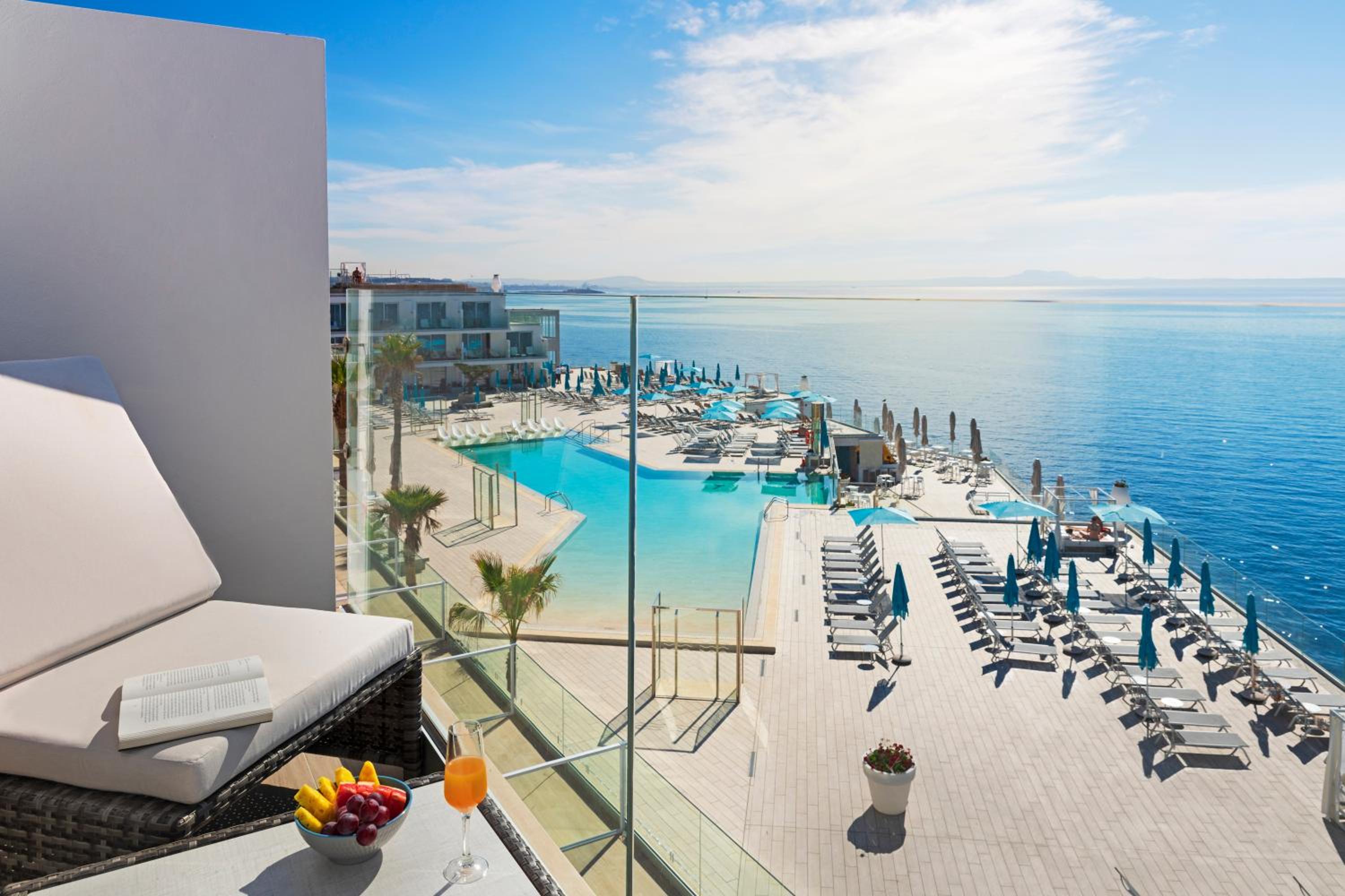 Double Deluxe Artemisa - Sea View (2 Adults)	 - Photo 3