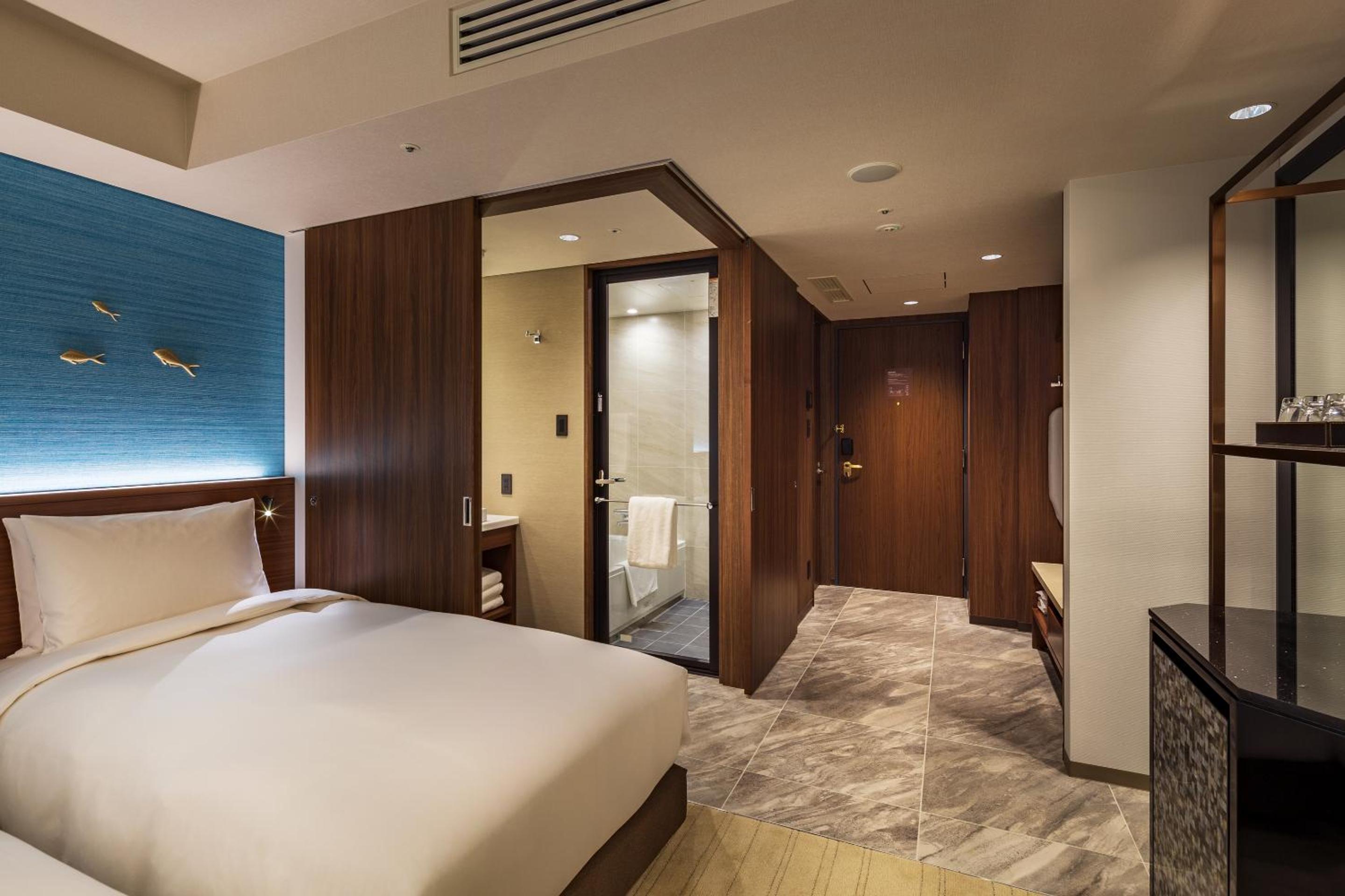 Deluxe Room with Three Single Beds  - Photo 2