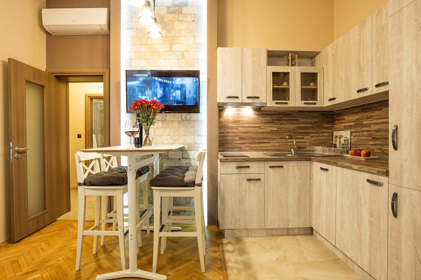 Two-Bedroom Apartment - Photo 13