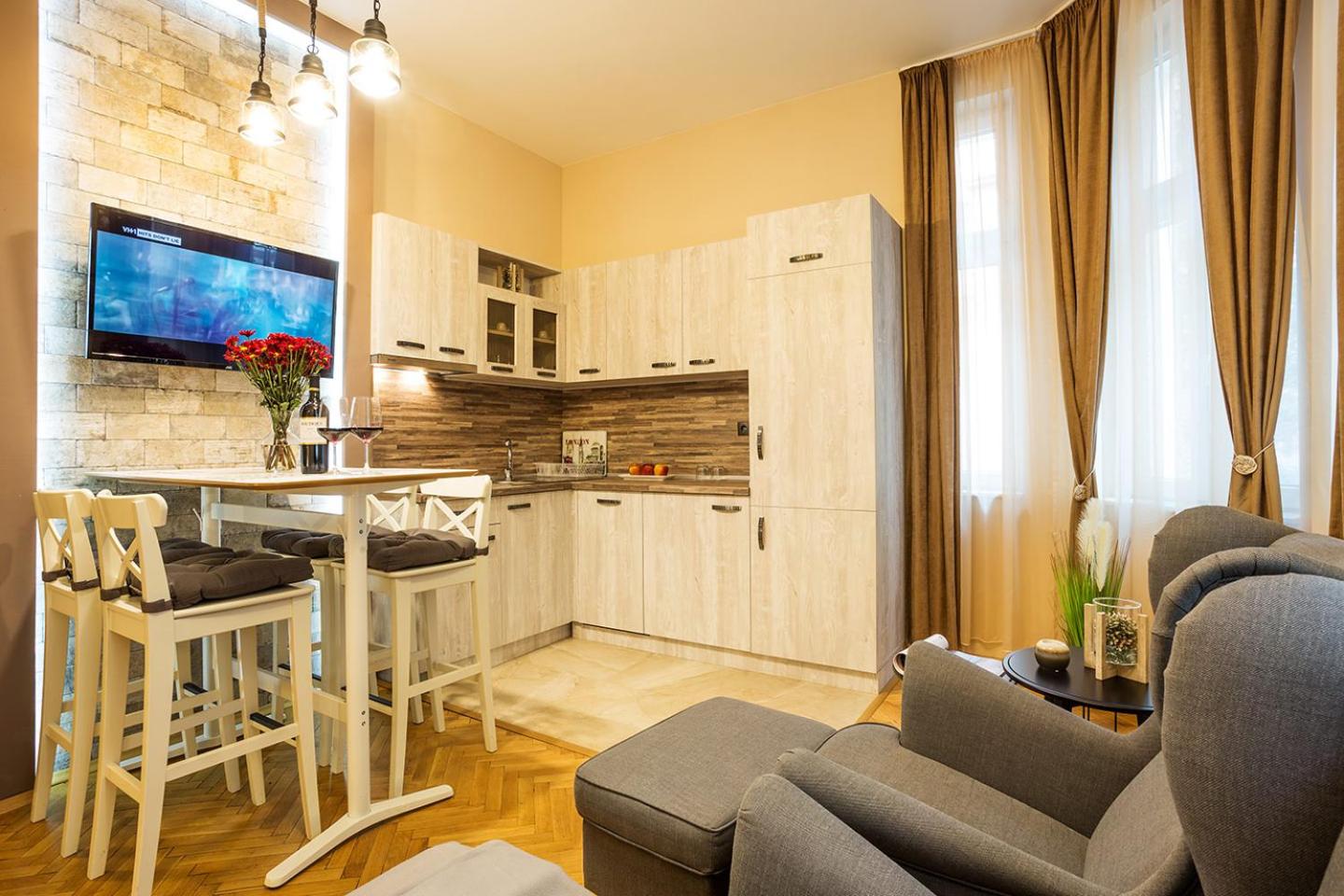 Two-Bedroom Apartment - Photo 21