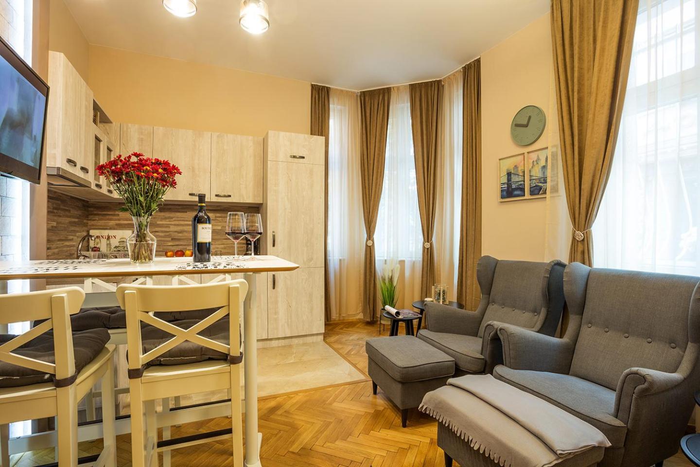 Two-Bedroom Apartment - Photo 27