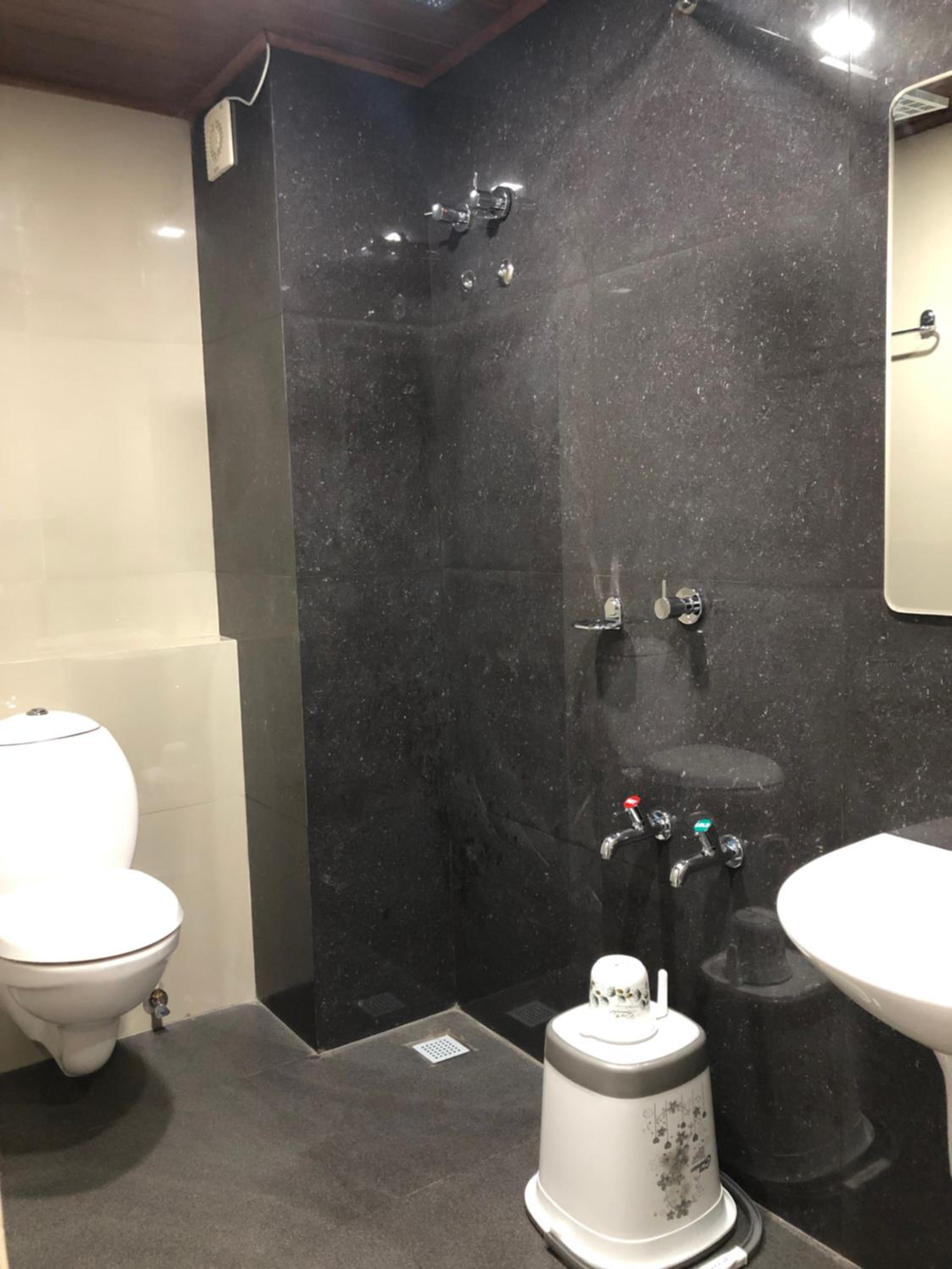 Standard Double Room with Fan photo 2