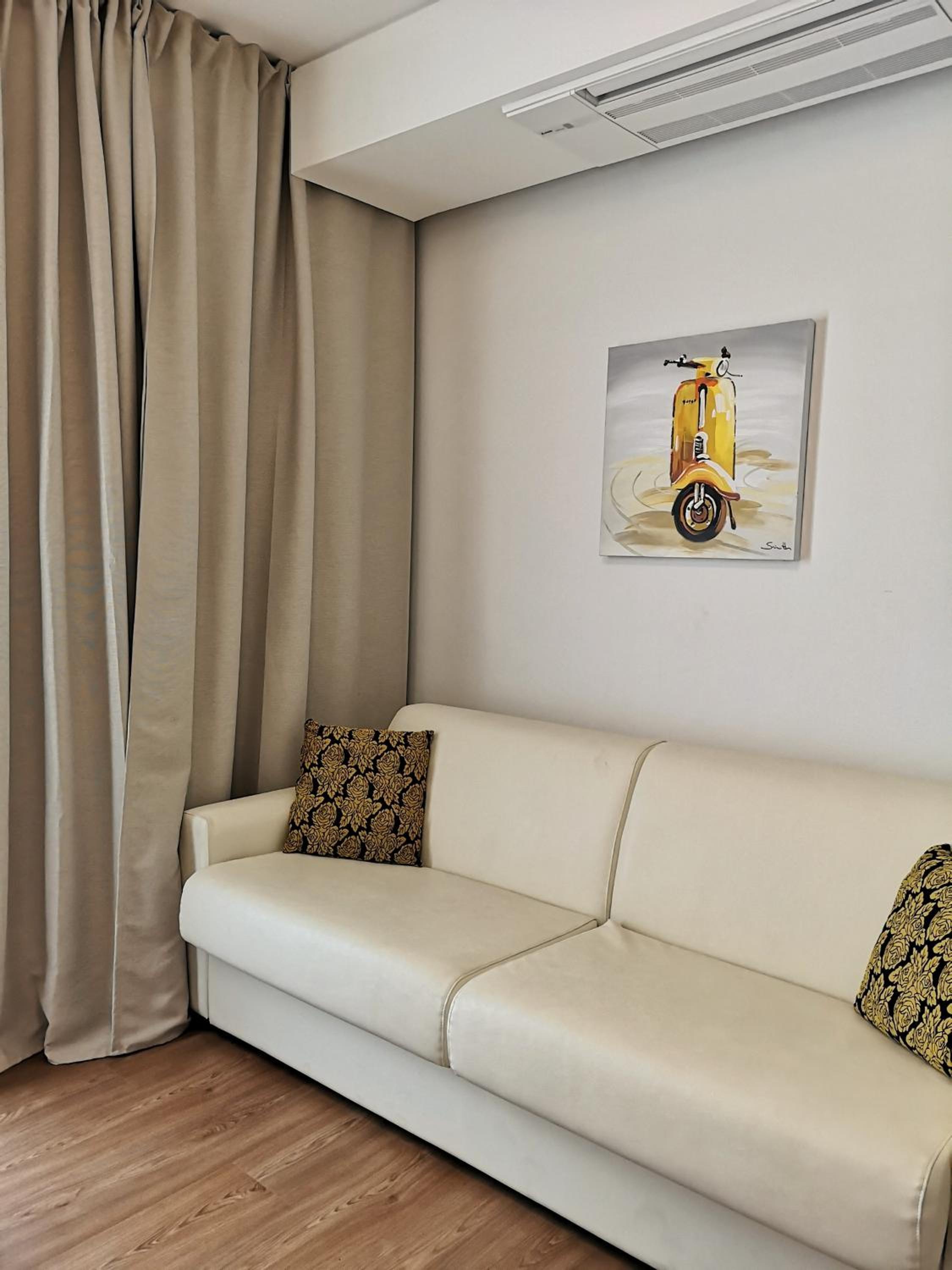 Apartment - Ground Floor - Photo 6