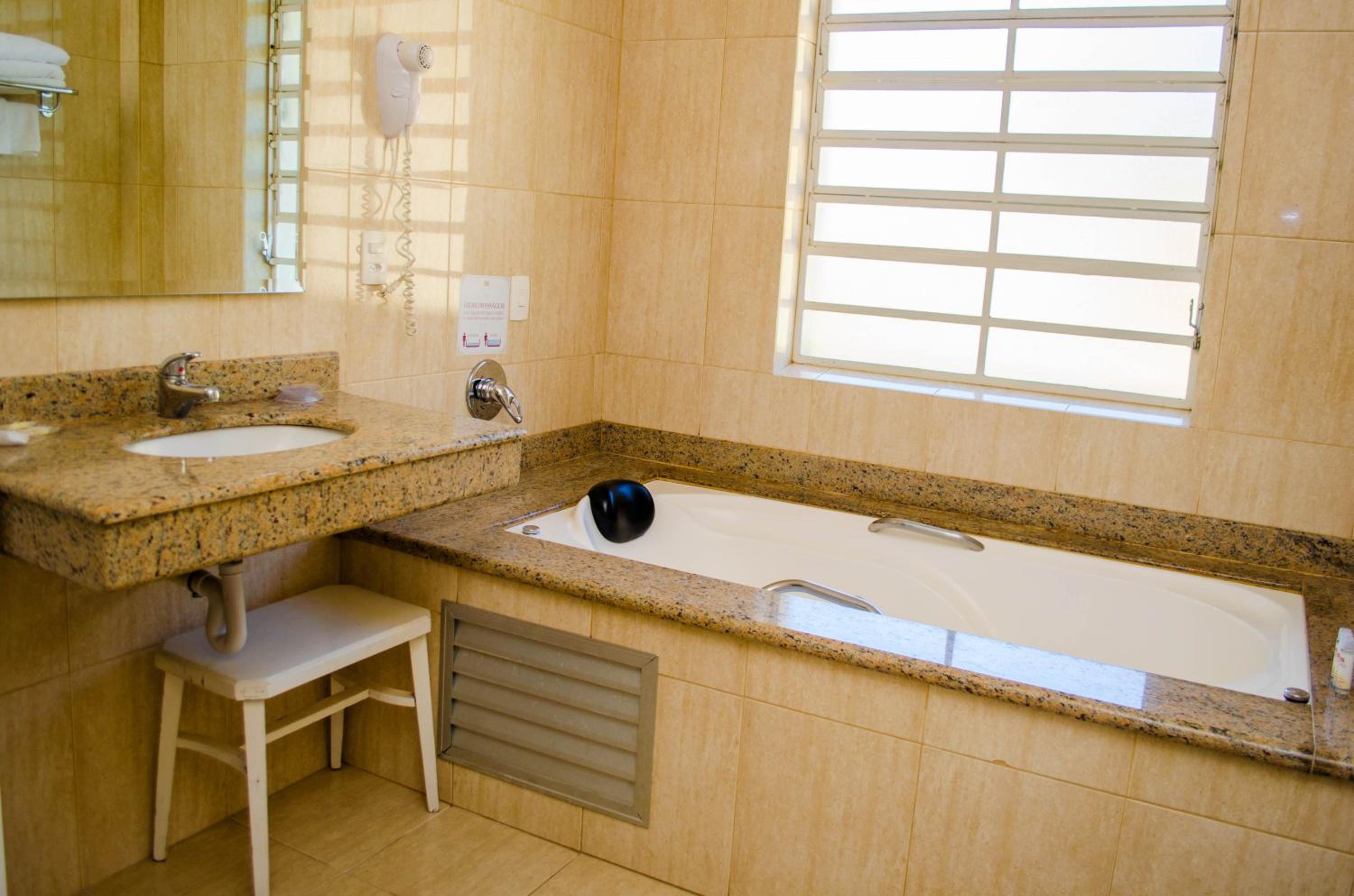 Deluxe Triple Room photo 2