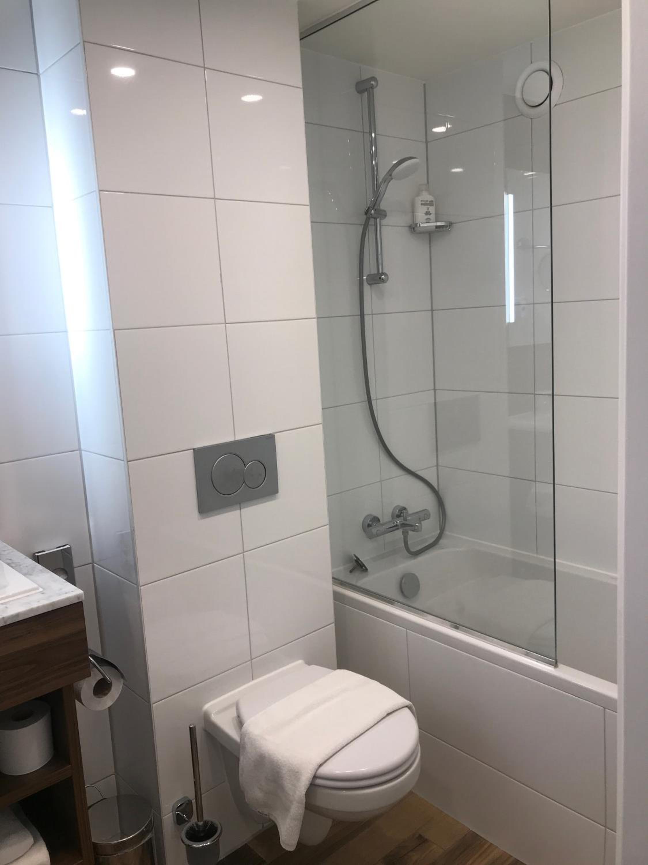 Double or Twin Room — the supplier's photographs — photo 3