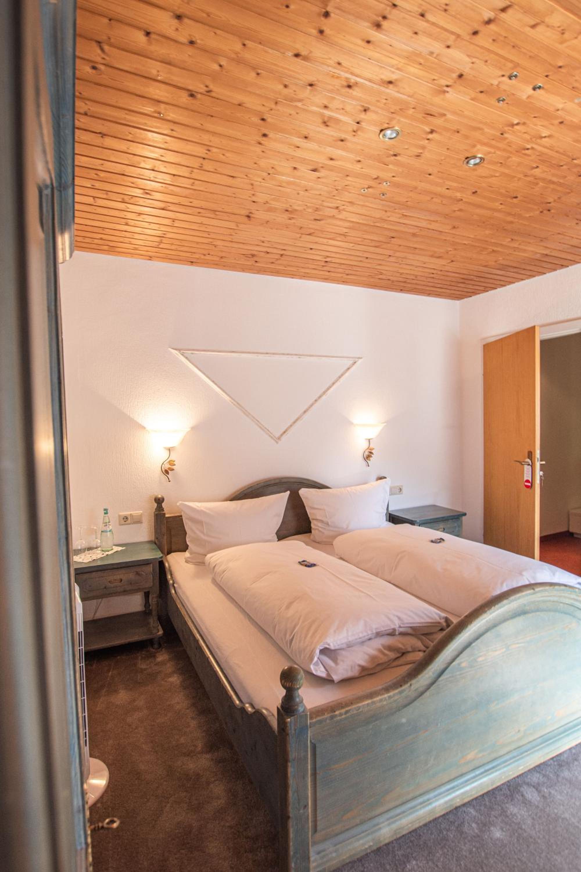 Economy Double Room photo 1