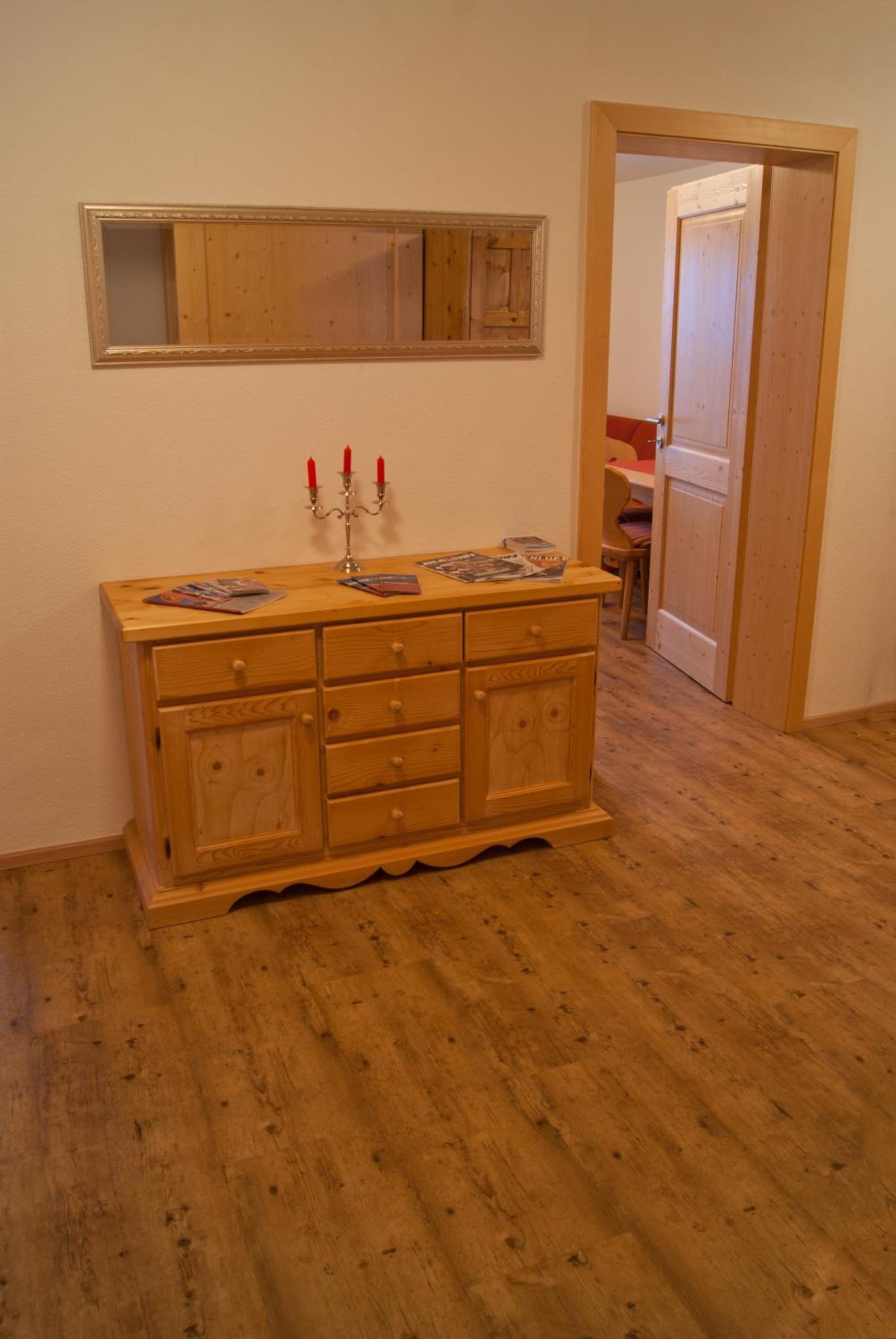 Apartment with Balcony photo 3