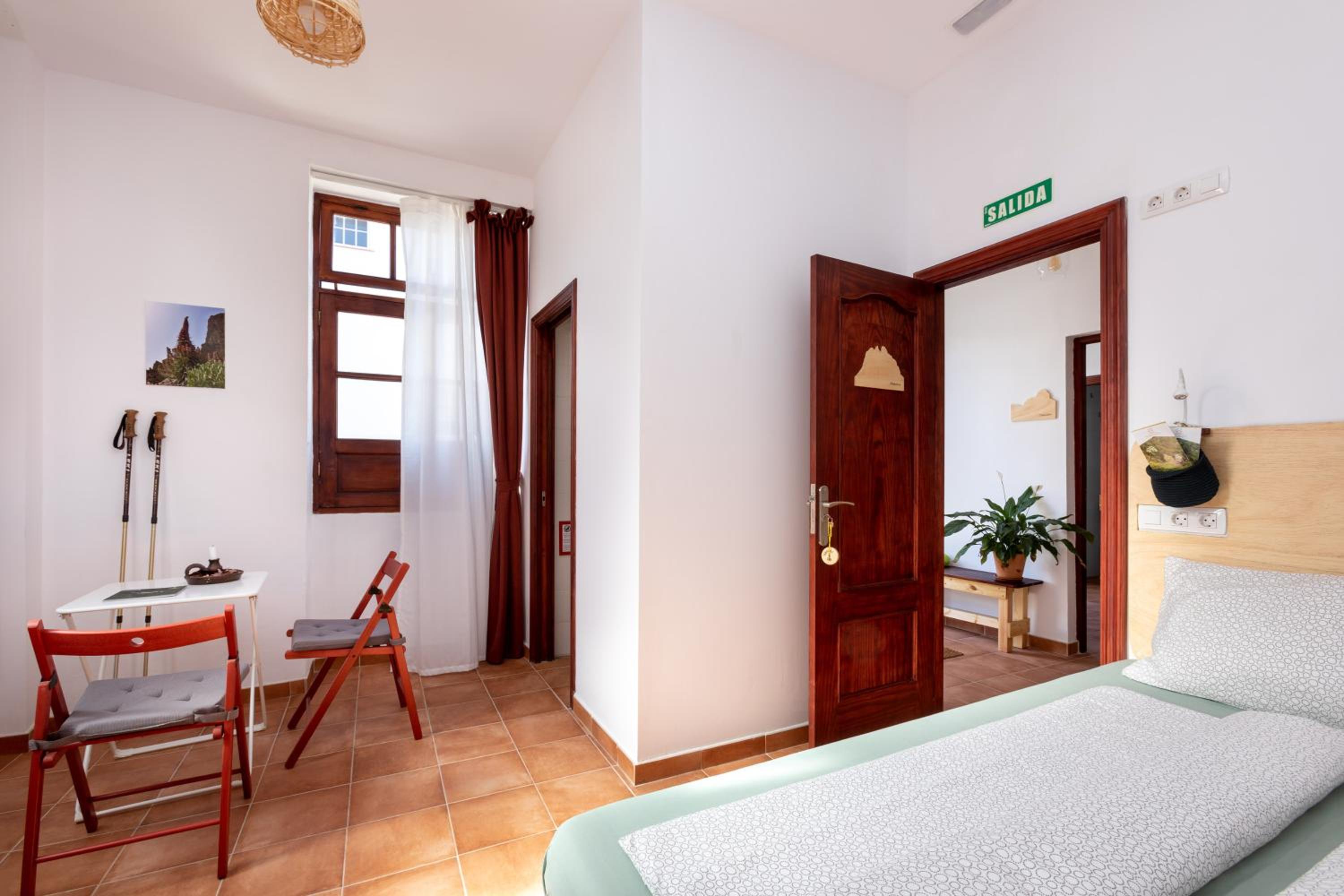 Double Room With Private Bathroom photo 3