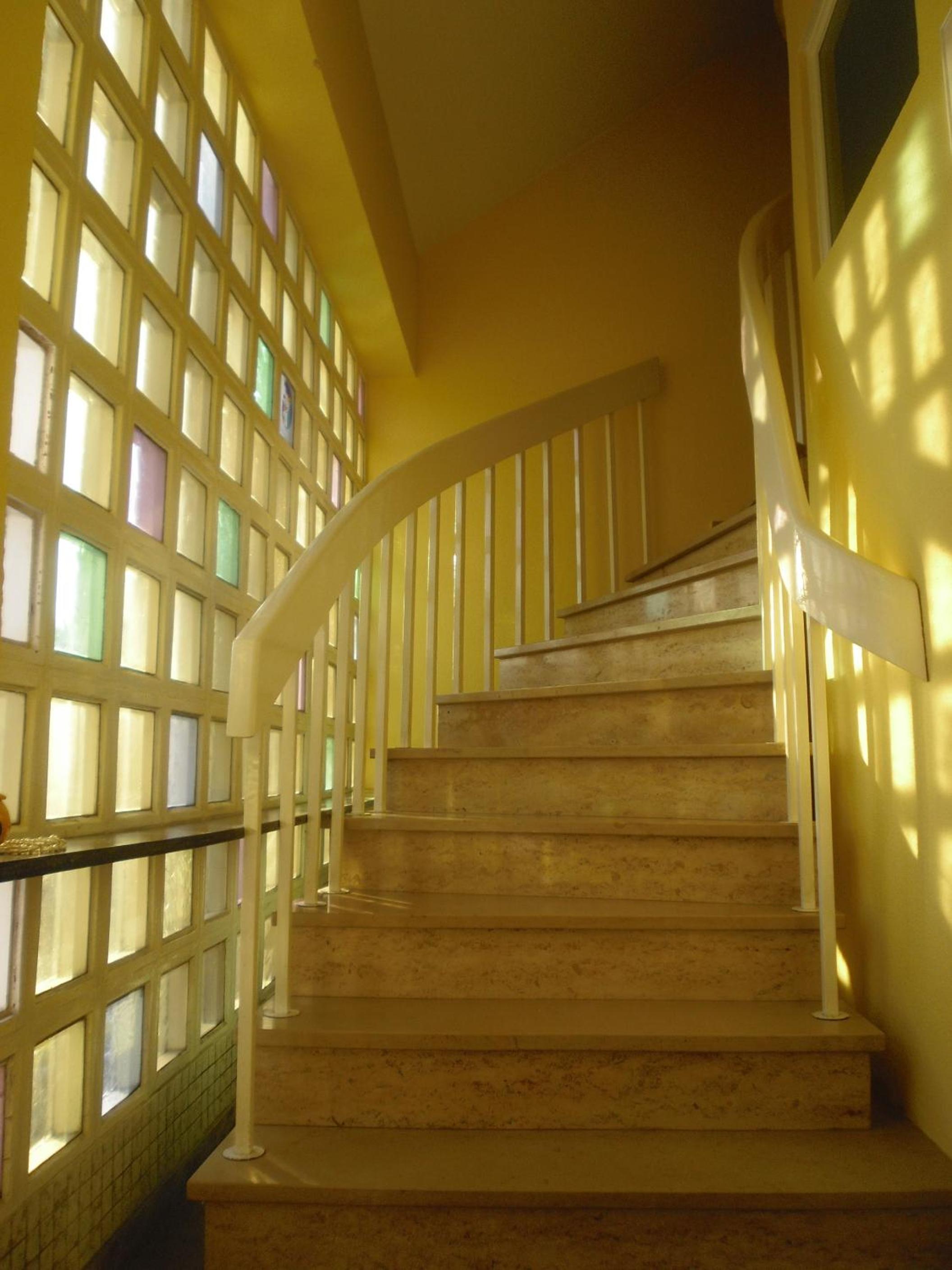 One-Bedroom Apartment with Balcony - 1 - Photo 7