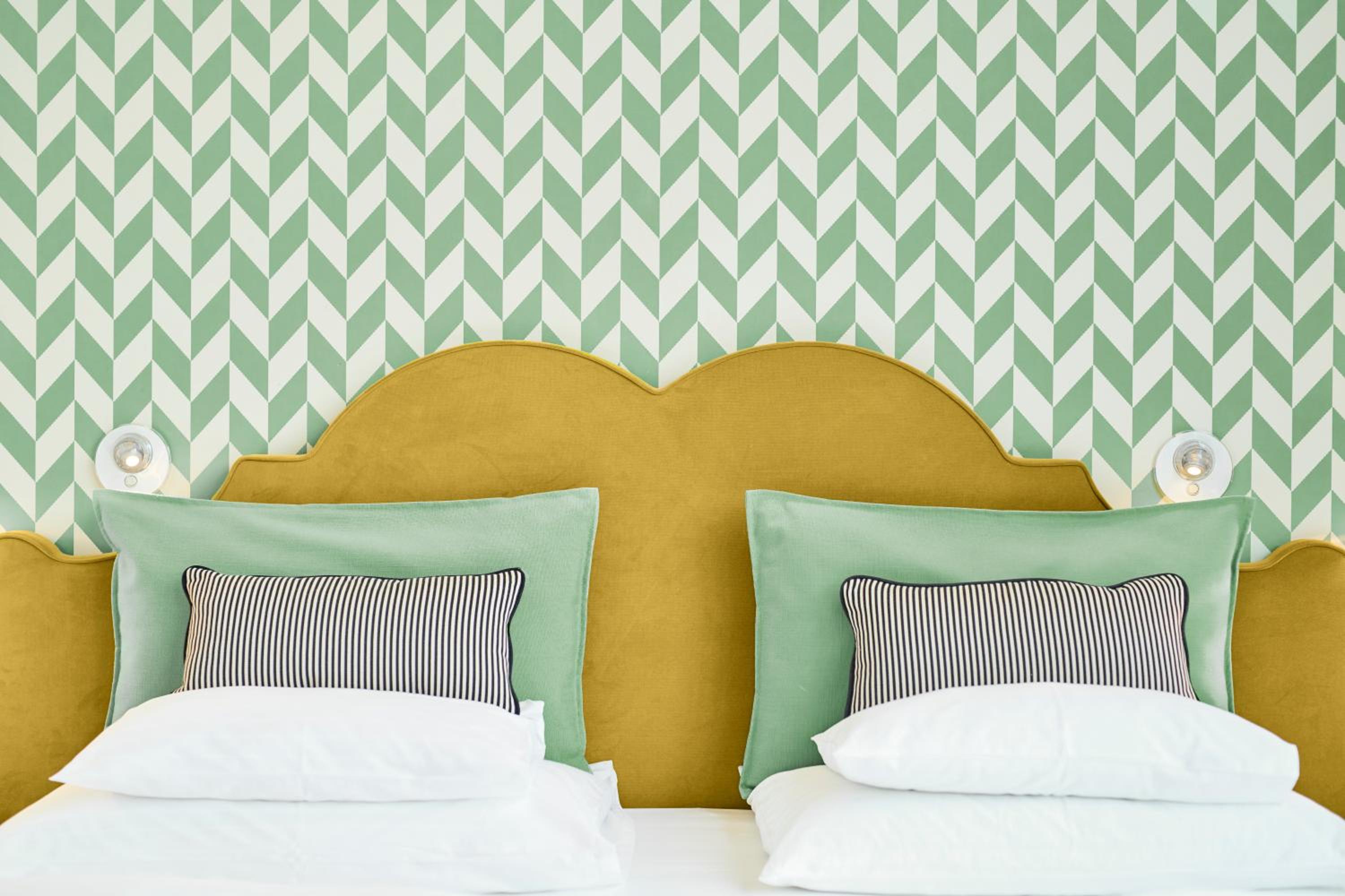 Superior Double or Twin Room photo 3